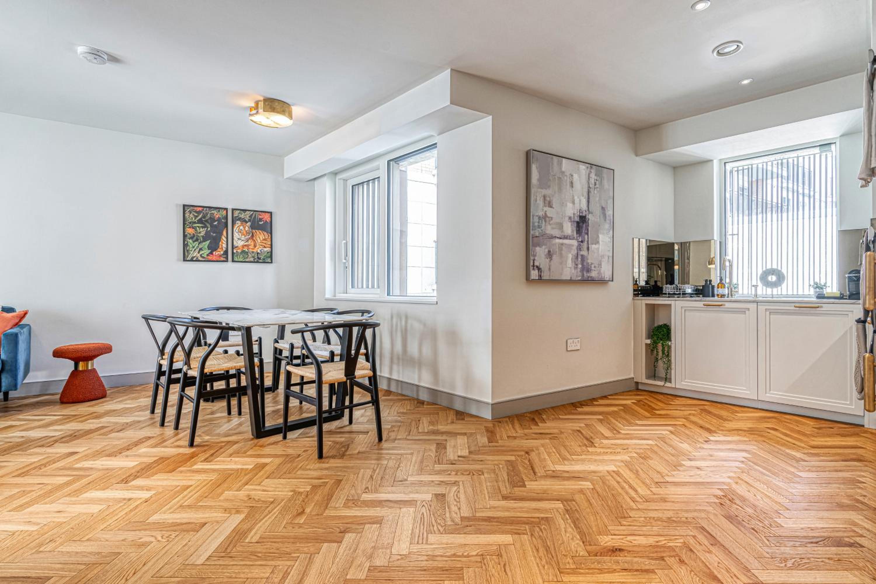 Luxury flats near Big Ben and London Eye