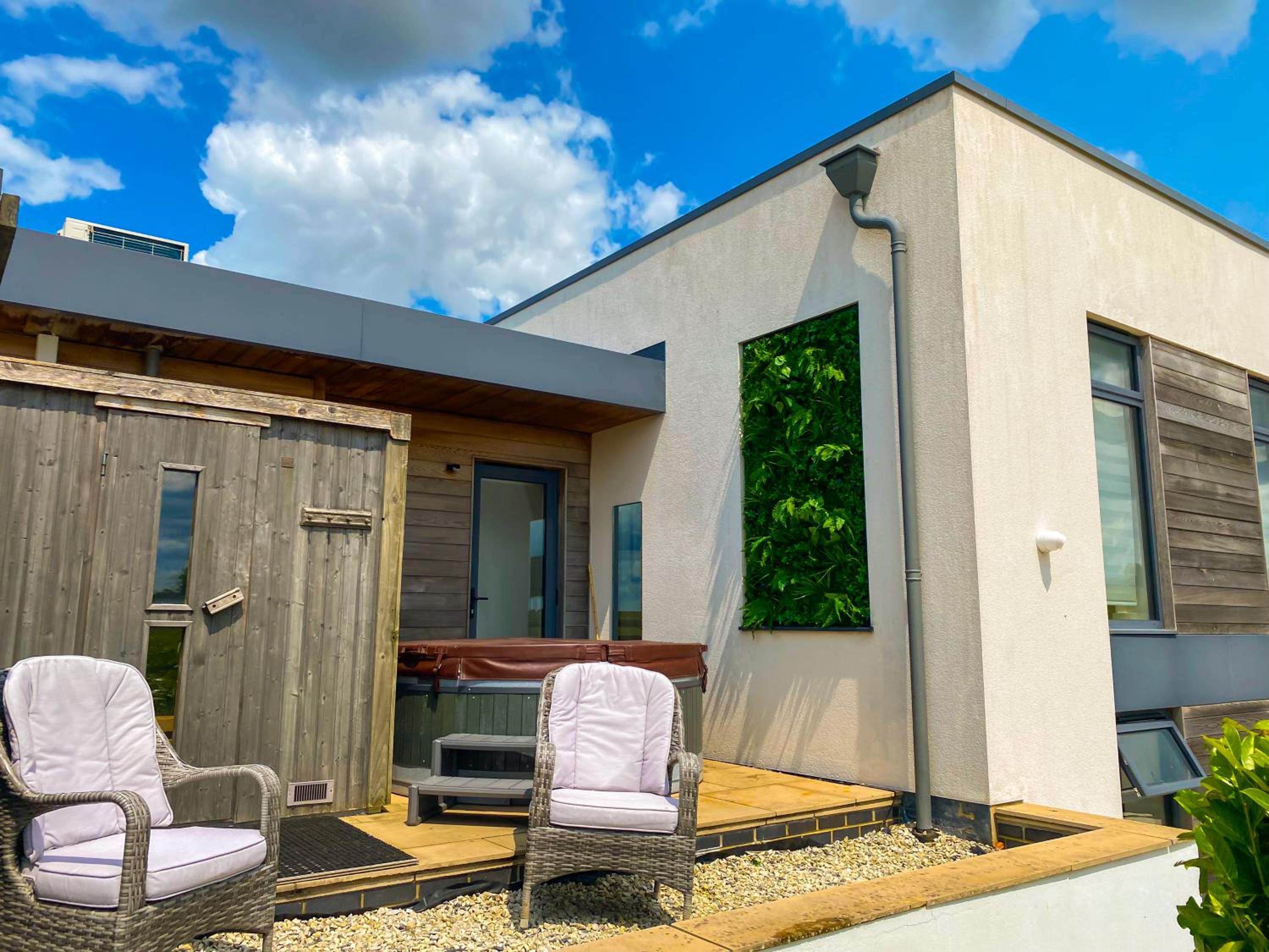 The Retreat, Sauna & Hot Tub, Charming & Cosy Gem