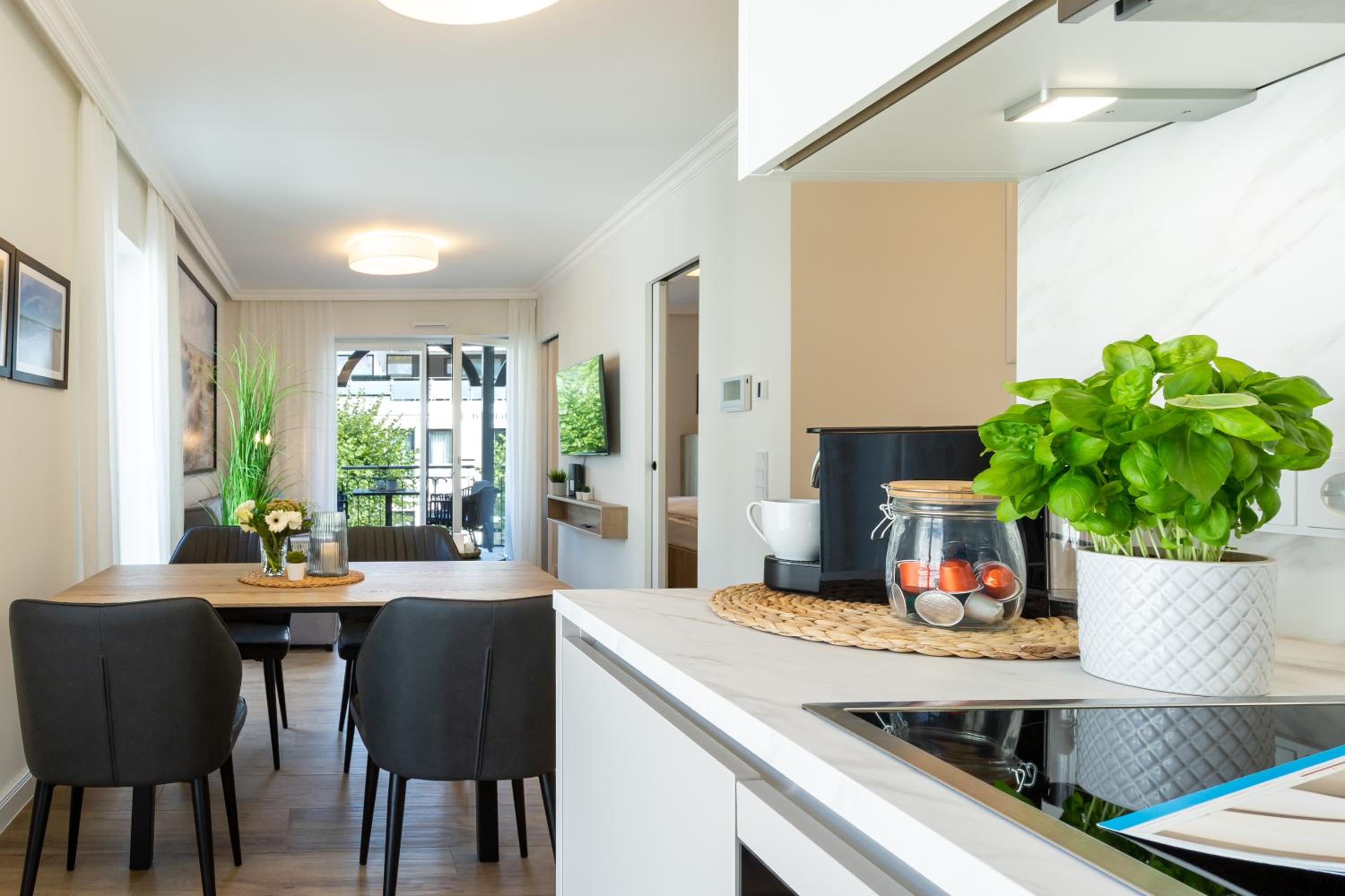 Villa Chloe Binz Appartements exklusiv in Top Lage mit Strandkorb am Strand