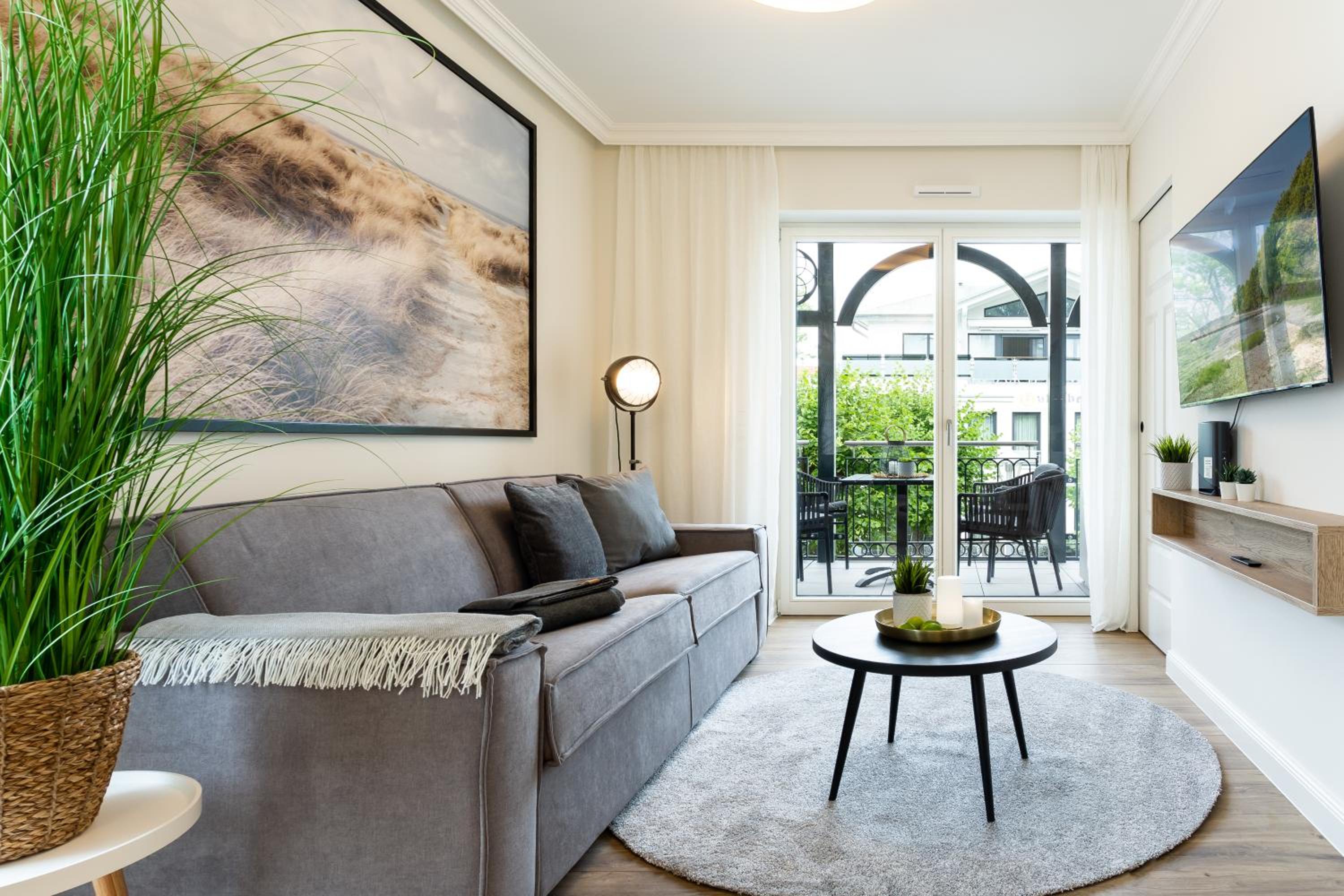 Villa Chloe Binz Appartements exklusiv in Top Lage mit Strandkorb am Strand
