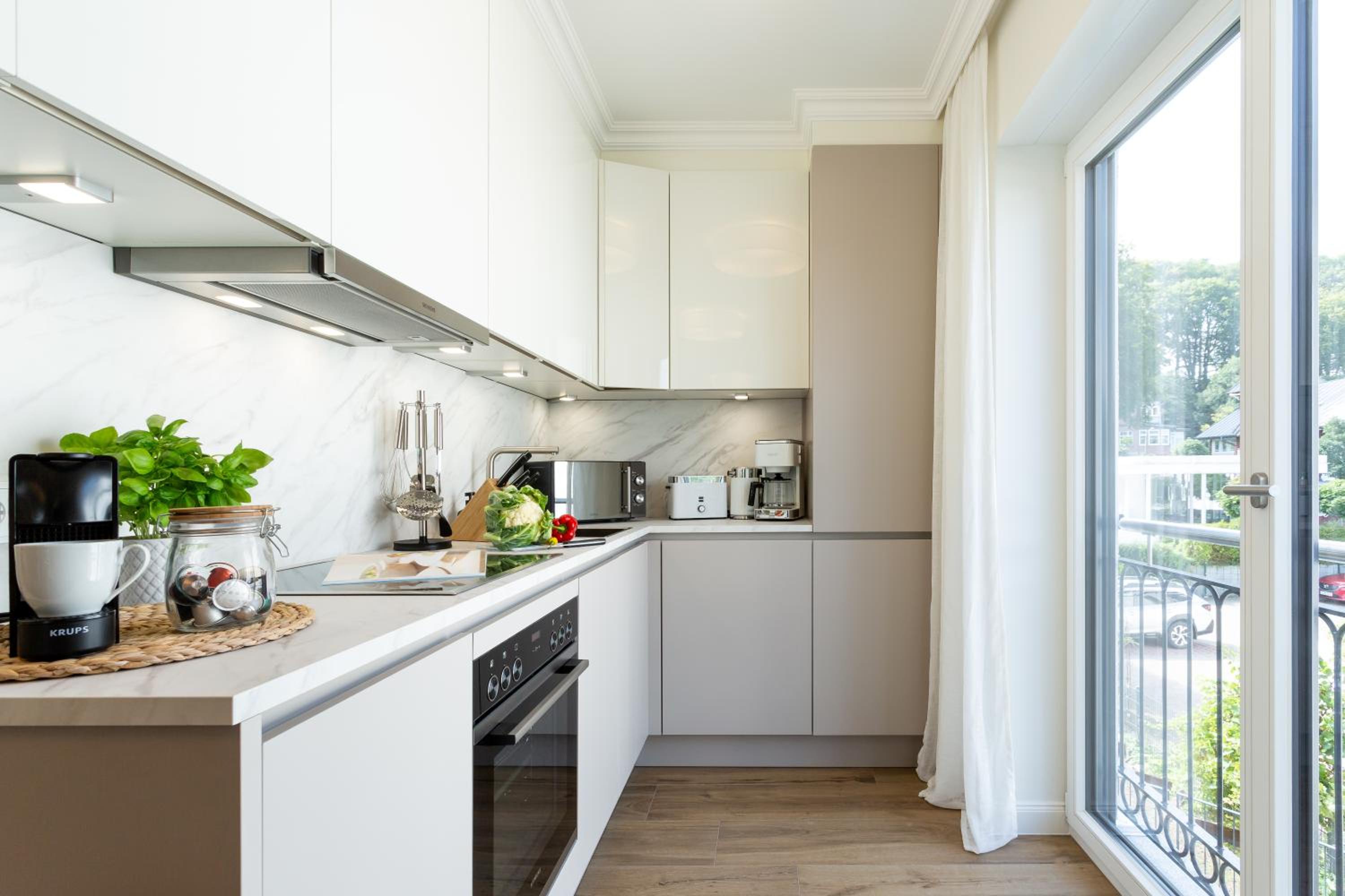 Villa Chloe Binz Appartements exklusiv in Top Lage mit Strandkorb am Strand