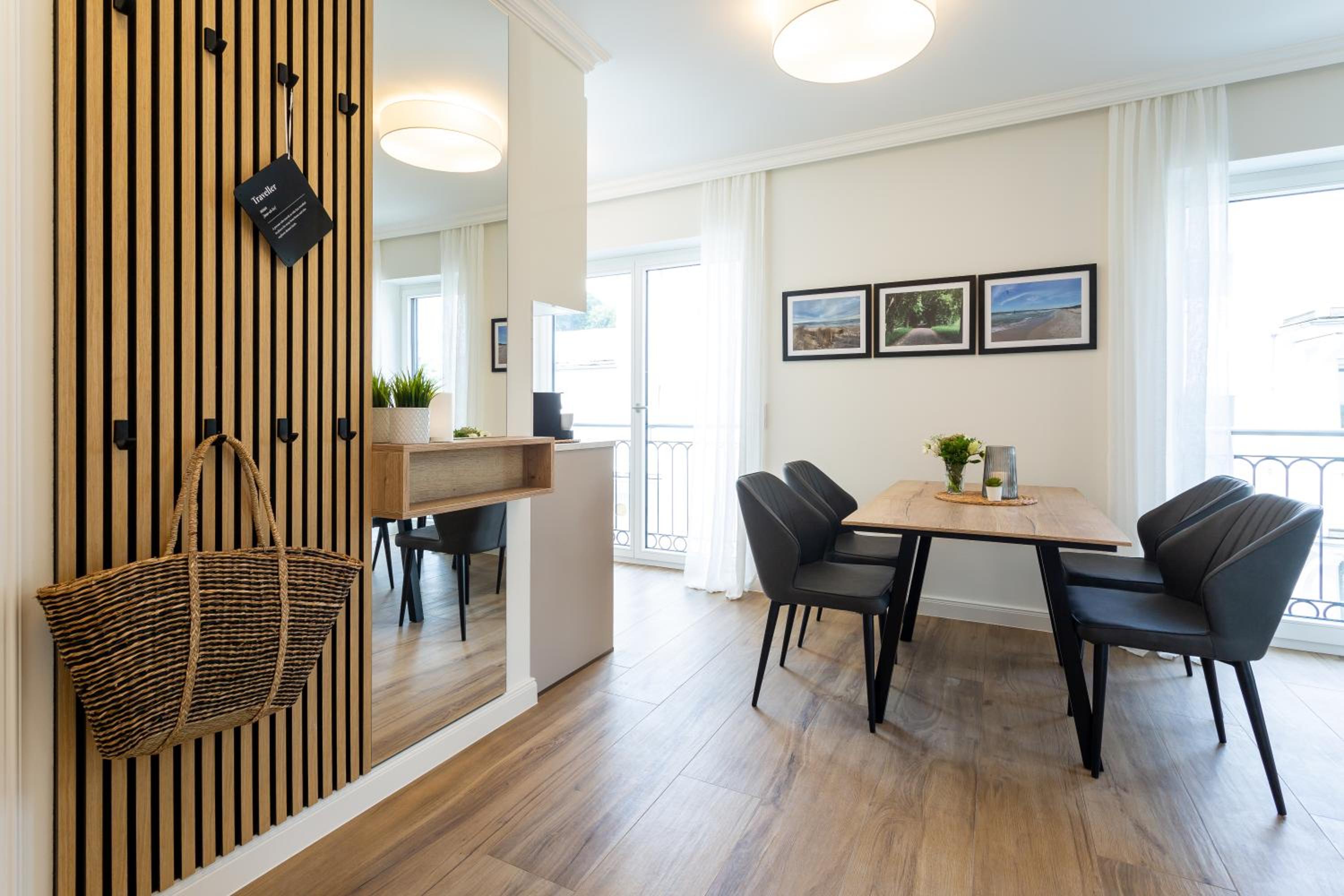 Villa Chloe Binz Appartements exklusiv in Top Lage mit Strandkorb am Strand