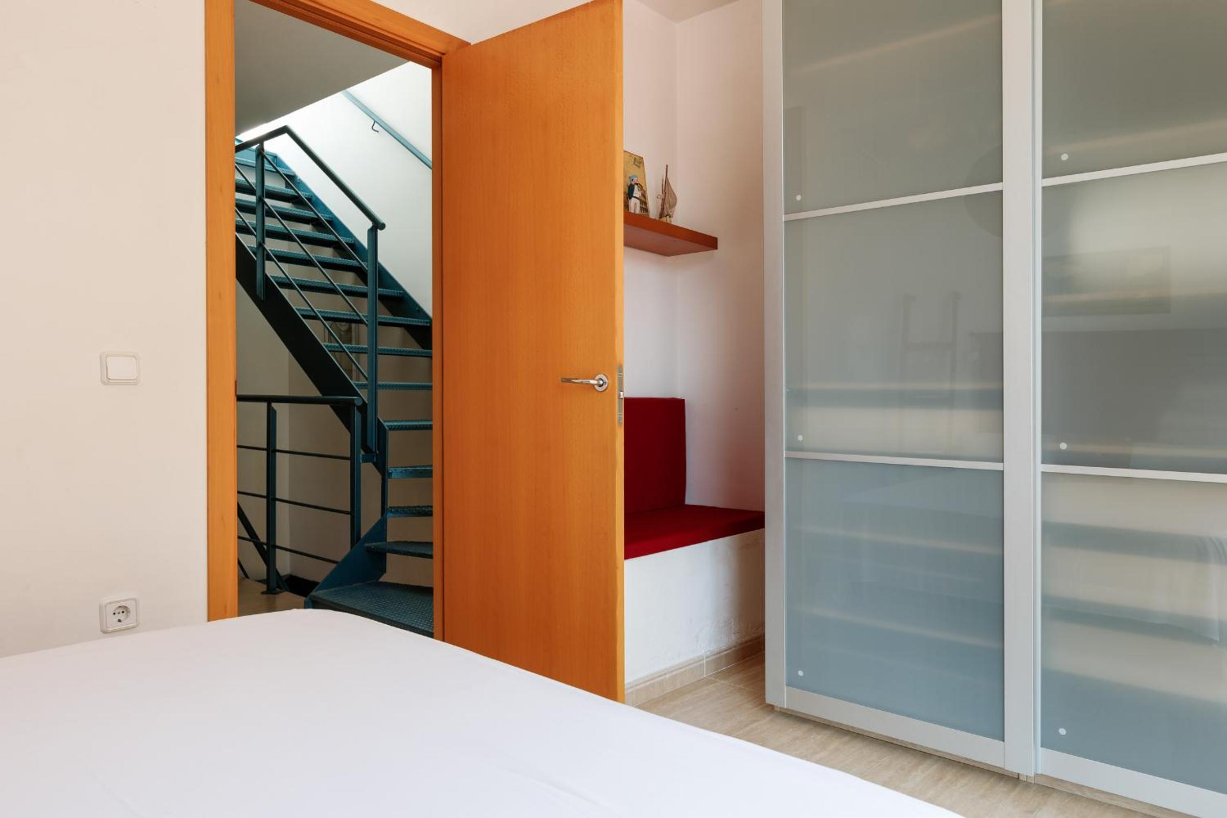 Lets Holidays Big terrace house with parking