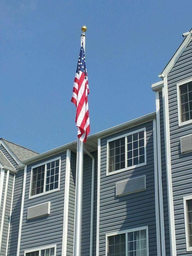 Microtel Inn & Suites by Wyndham Hazelton/Bruceton Mills view 4