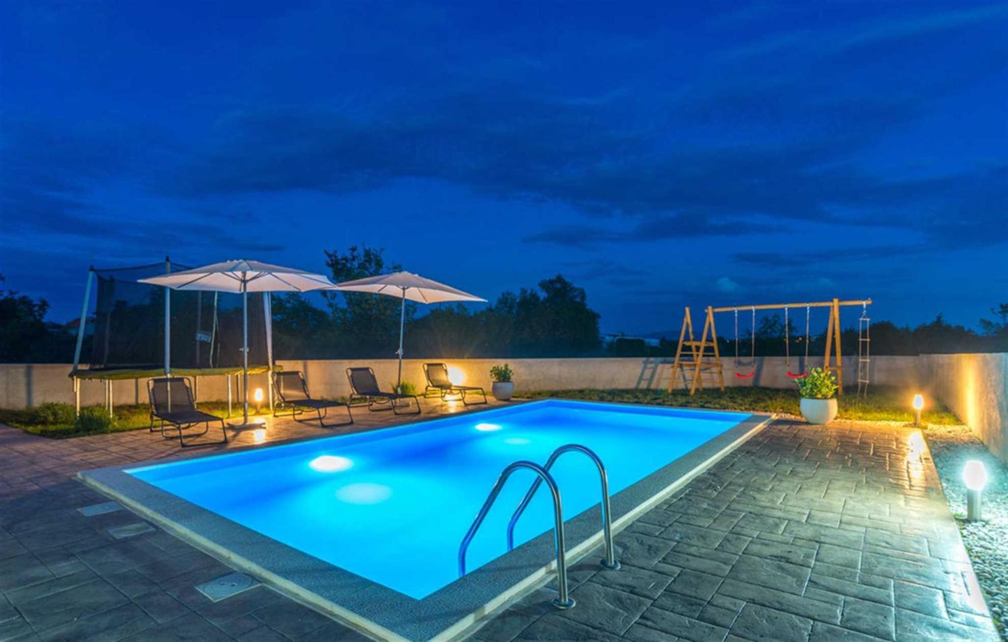 New! Holiday Home Tina with pool
