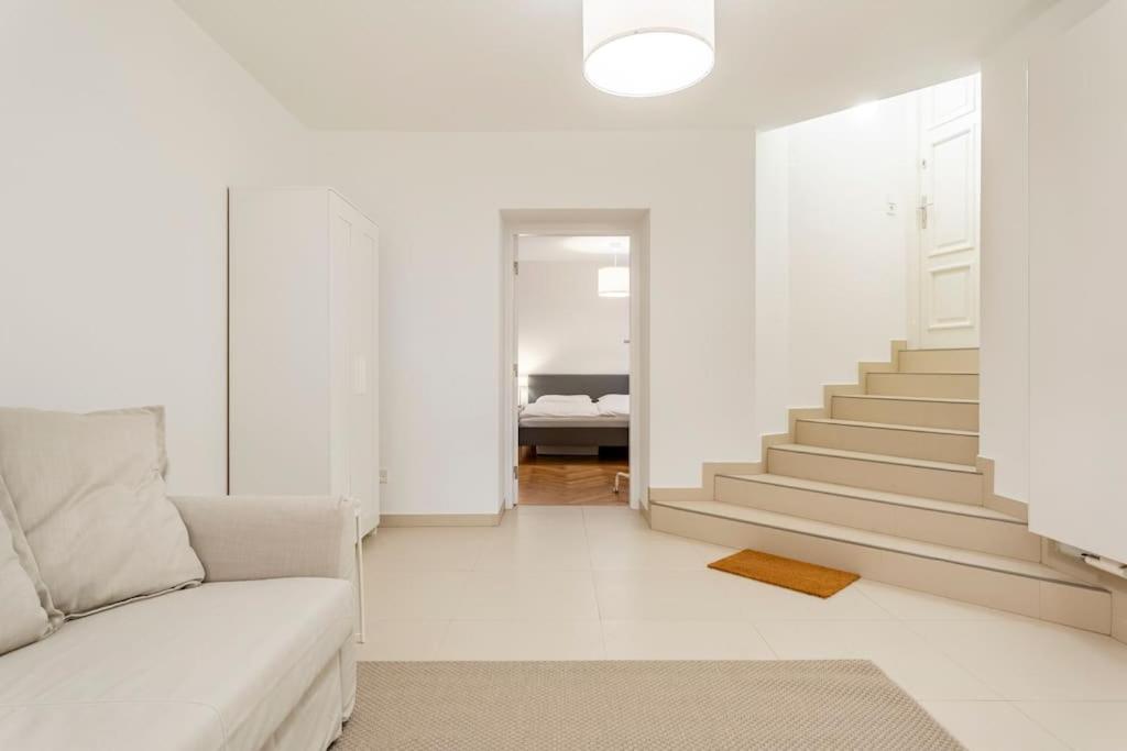 Sleek Design in Trendy Mitte