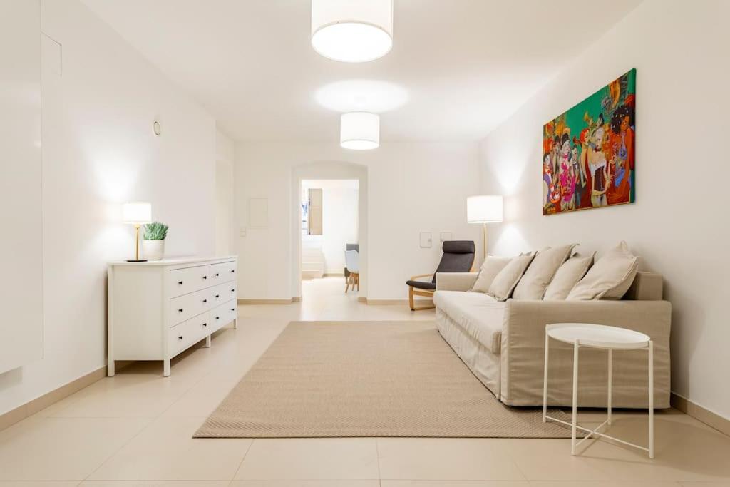 Sleek Design in Trendy Mitte