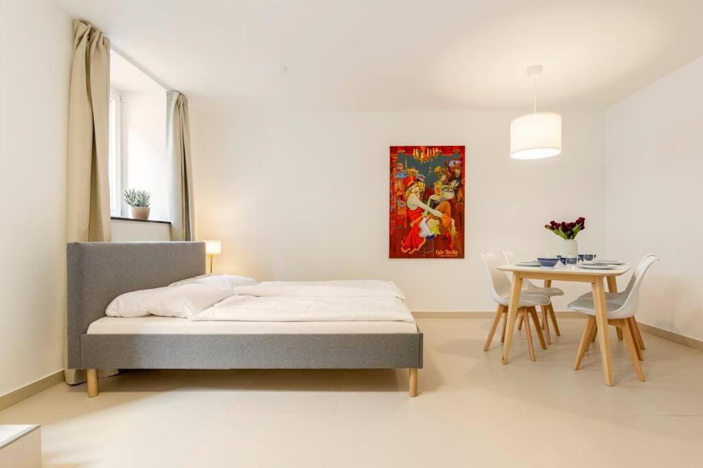 Sleek Design in Trendy Mitte