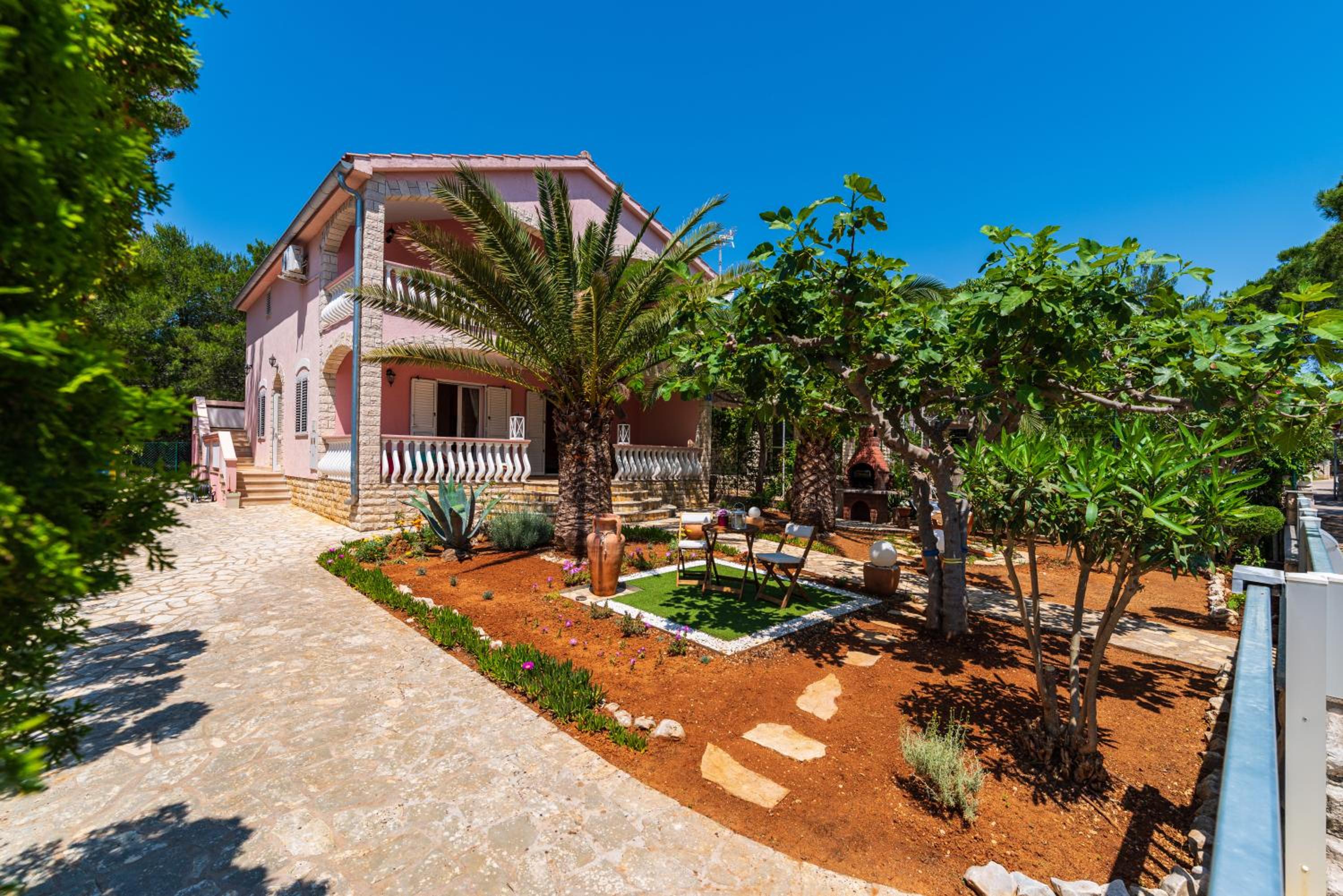 Apartmani kod Lovrića