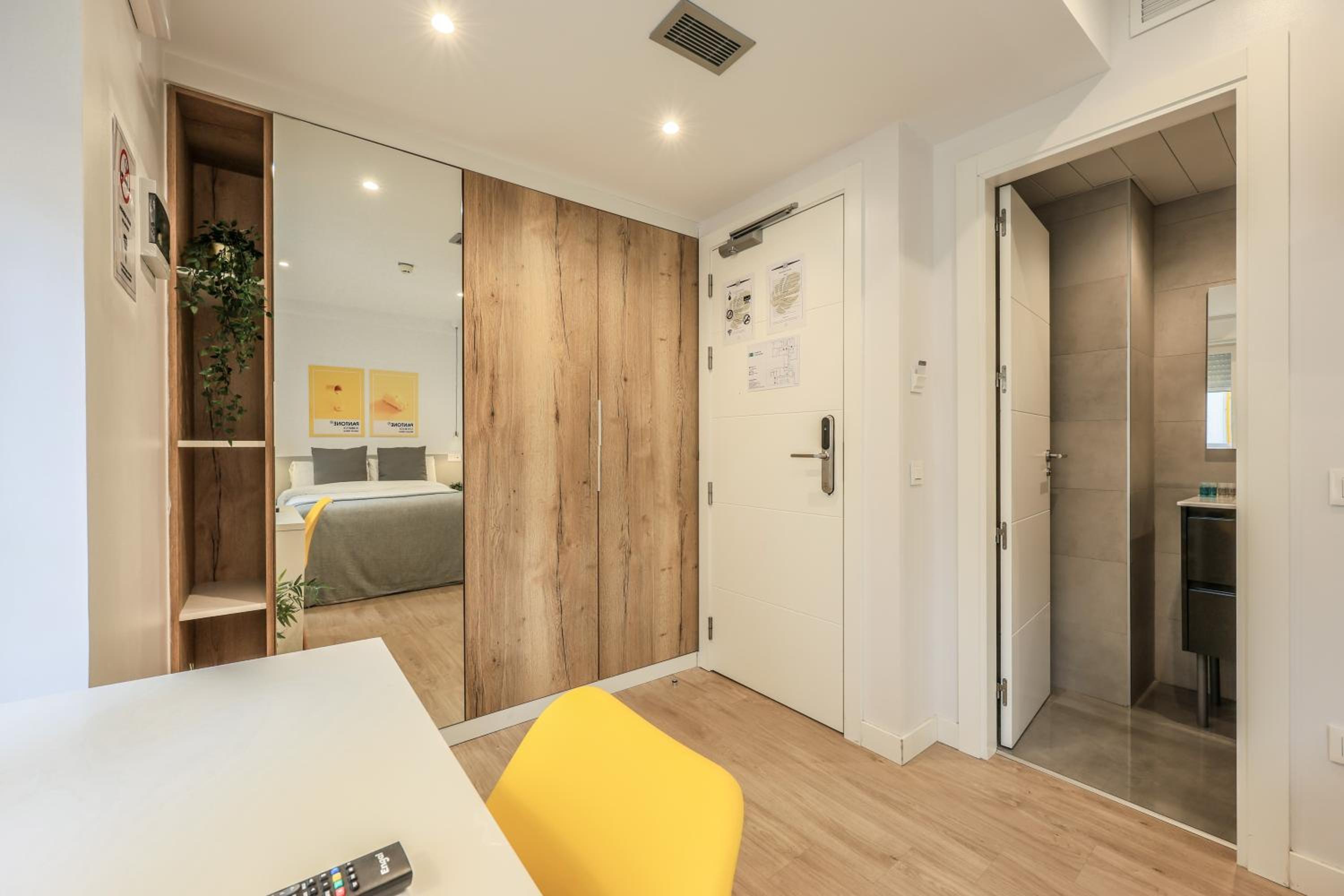 hotel room