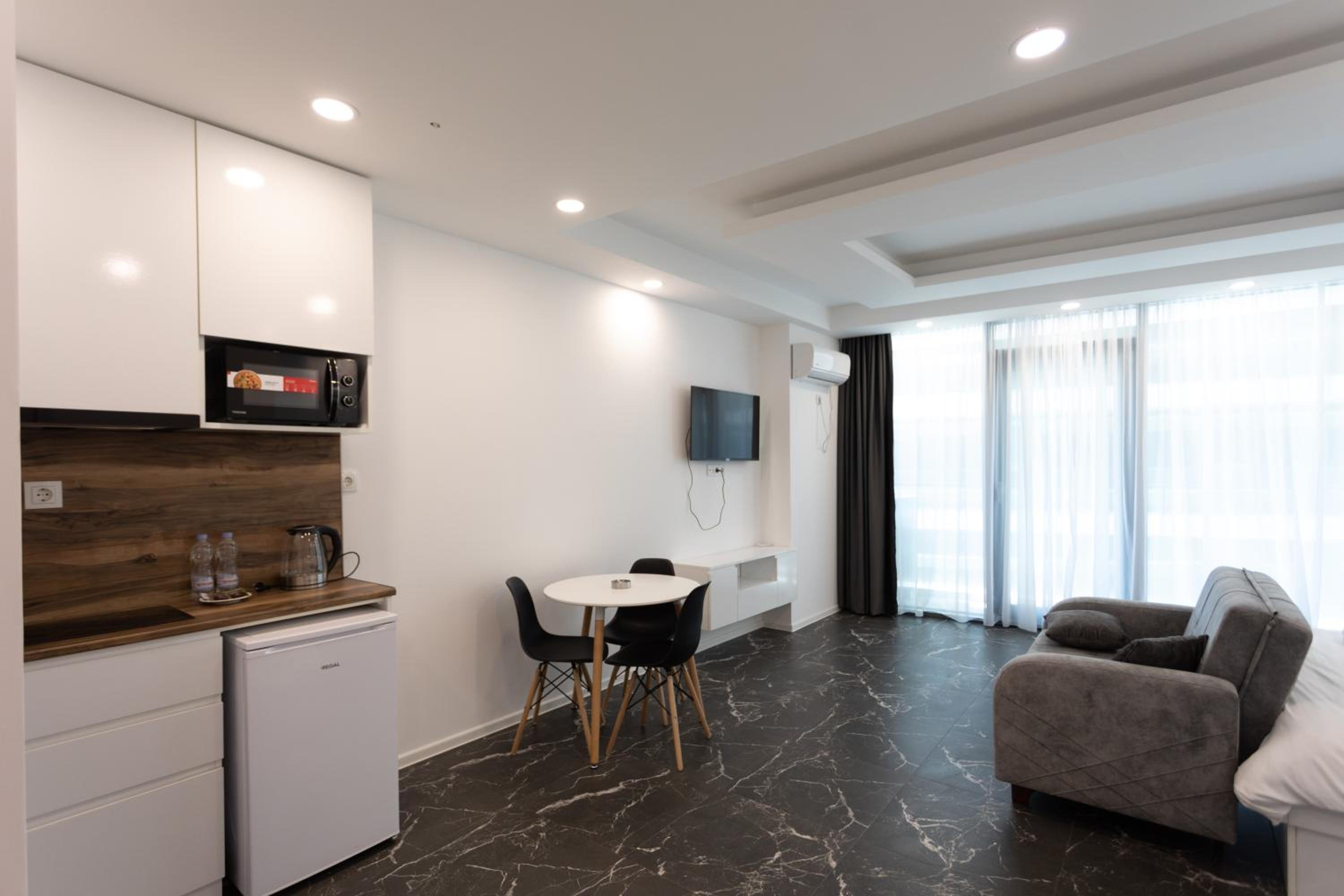 BVL Apartments
