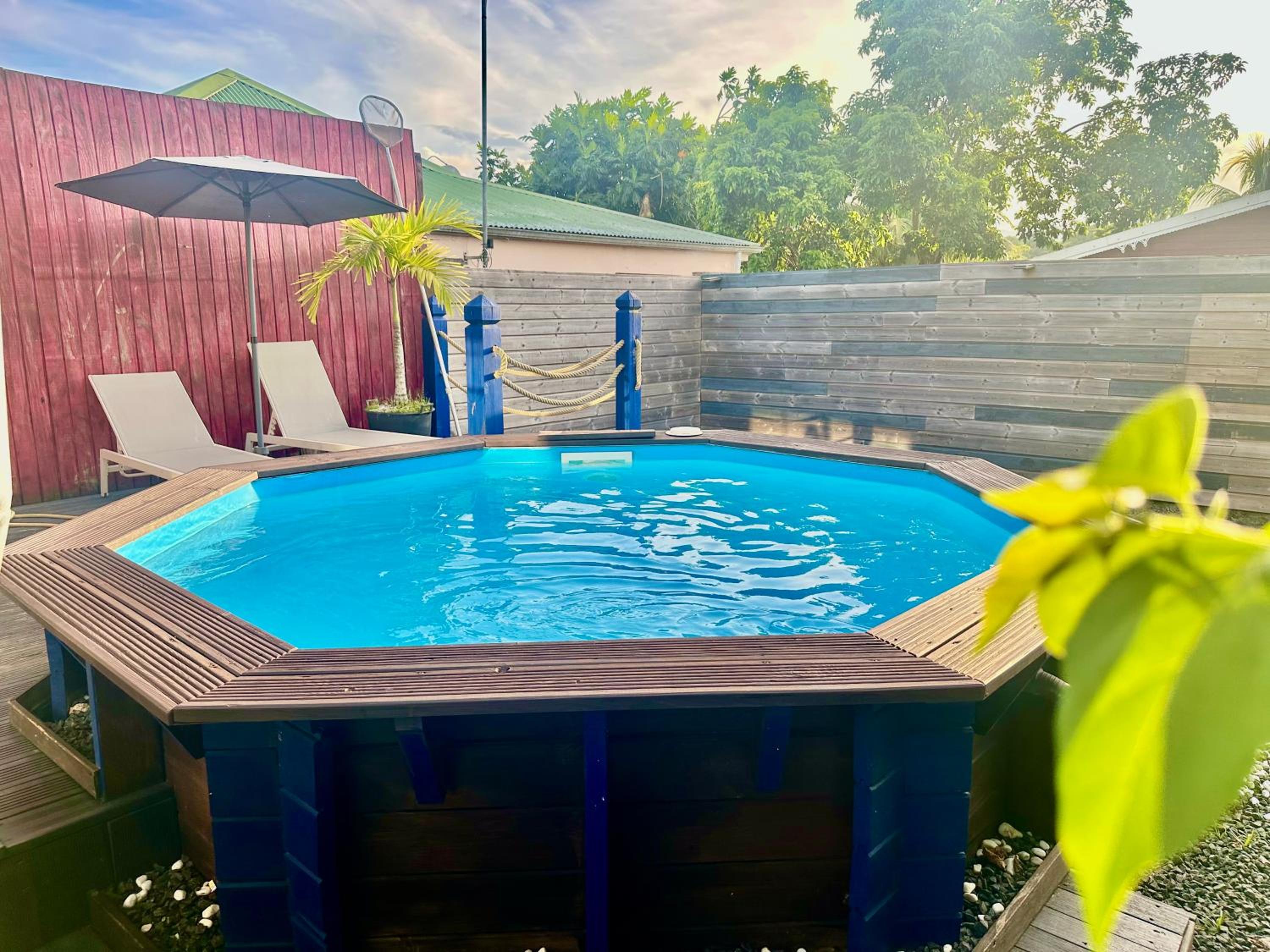 Gîte charmant avec piscine view 2