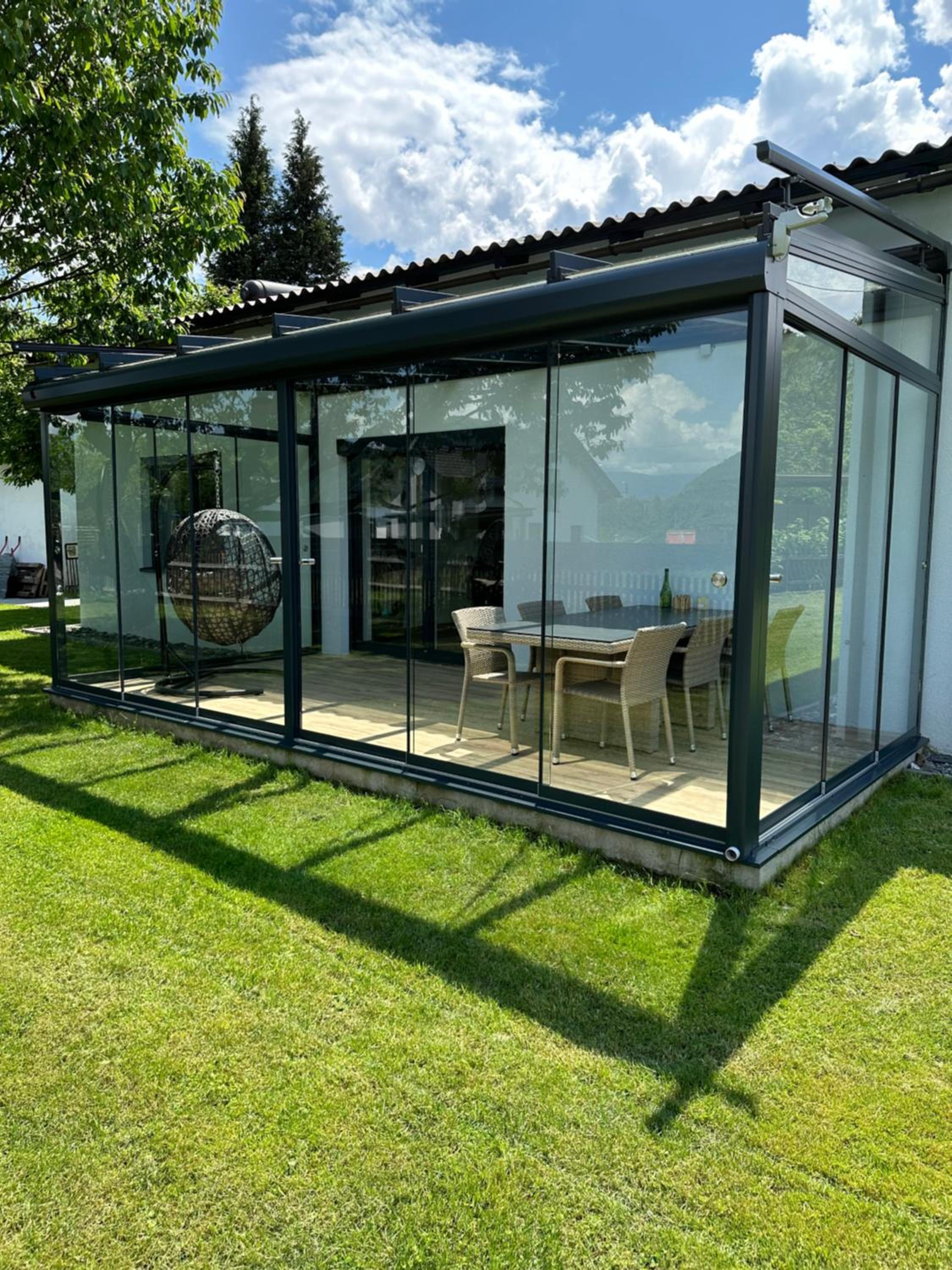 myurlaub(.)at