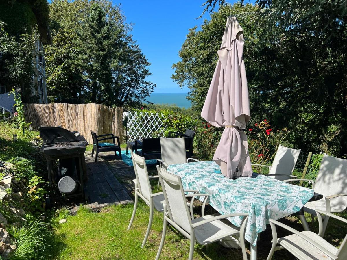 Spacieux appartement jardin, BBQ, vue sur mer, Trouville – Apartment