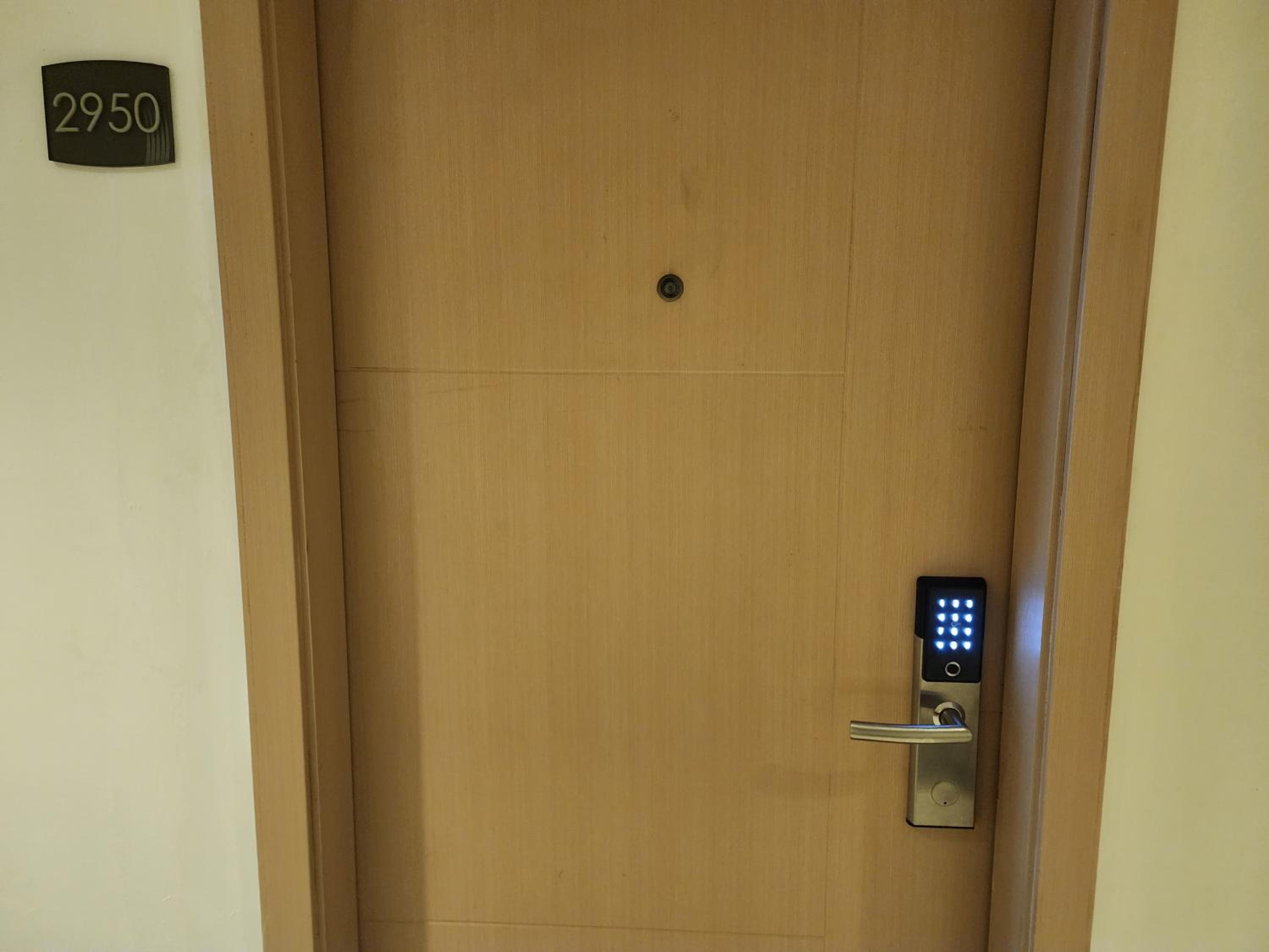 High-Tech Studio at Grass Residences -2 persons only, Quezon City view 2