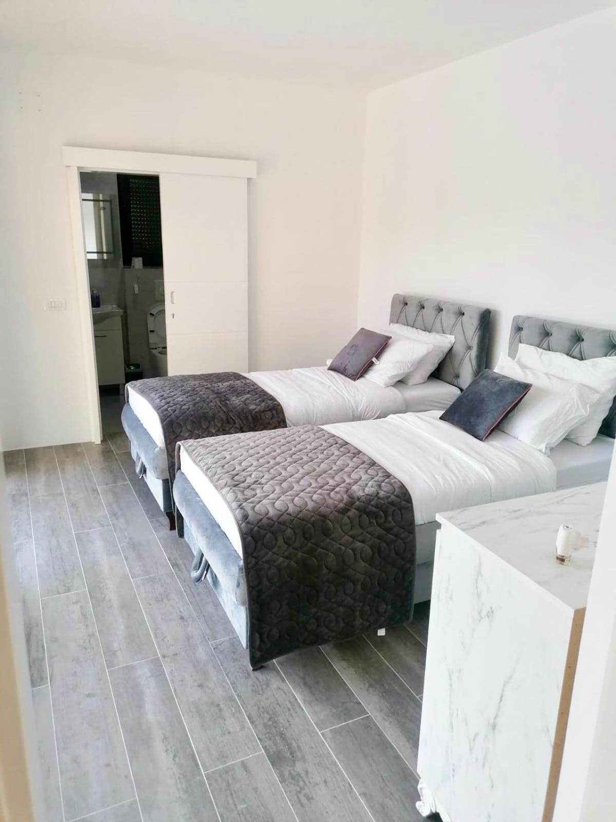 Villa Grey