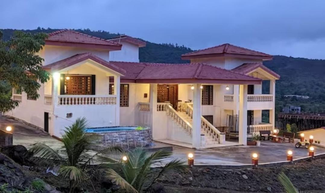 Colonial Villa pet friendly 3 bhk with outstanding views view 2