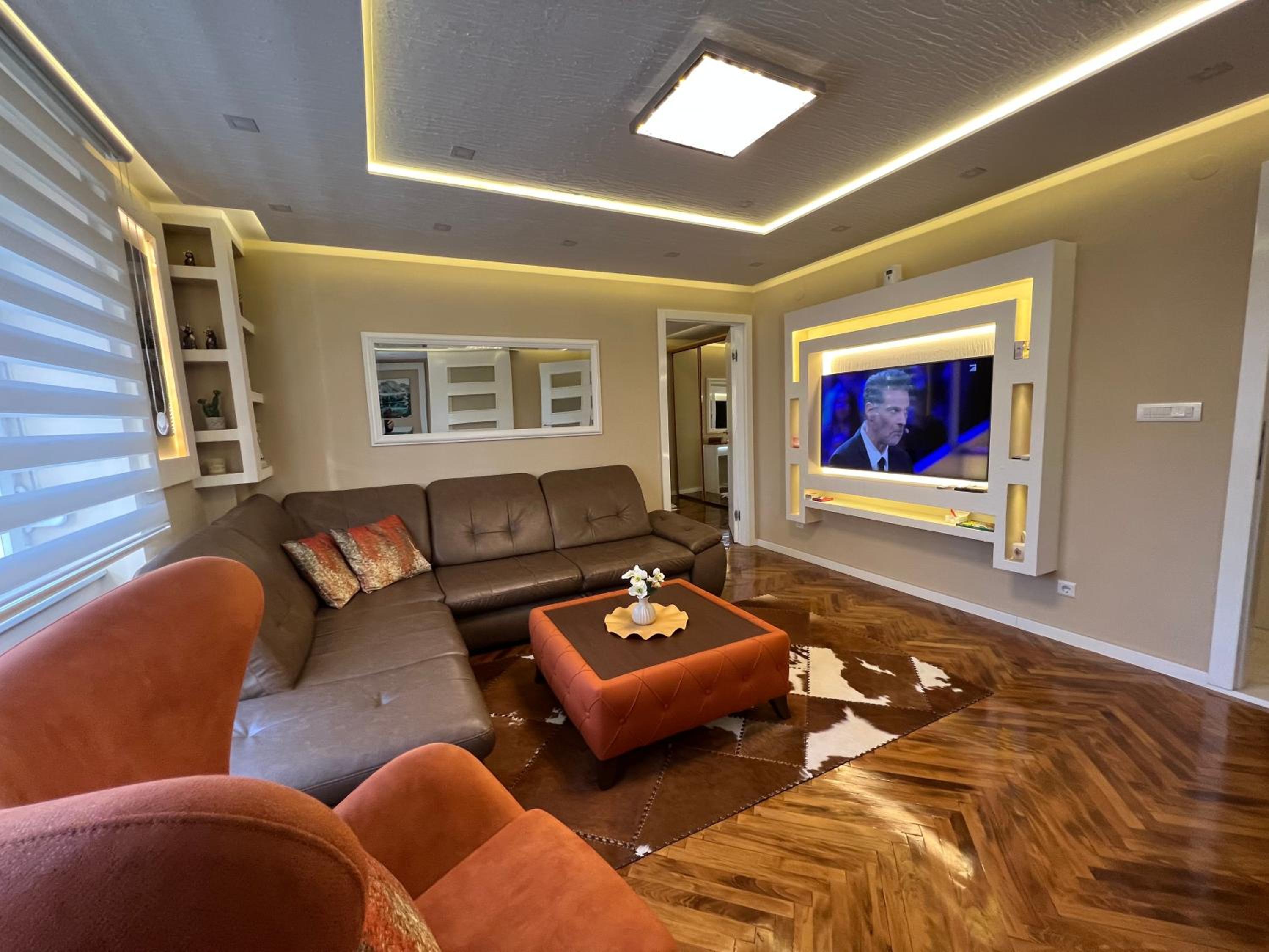 Apartment Lux