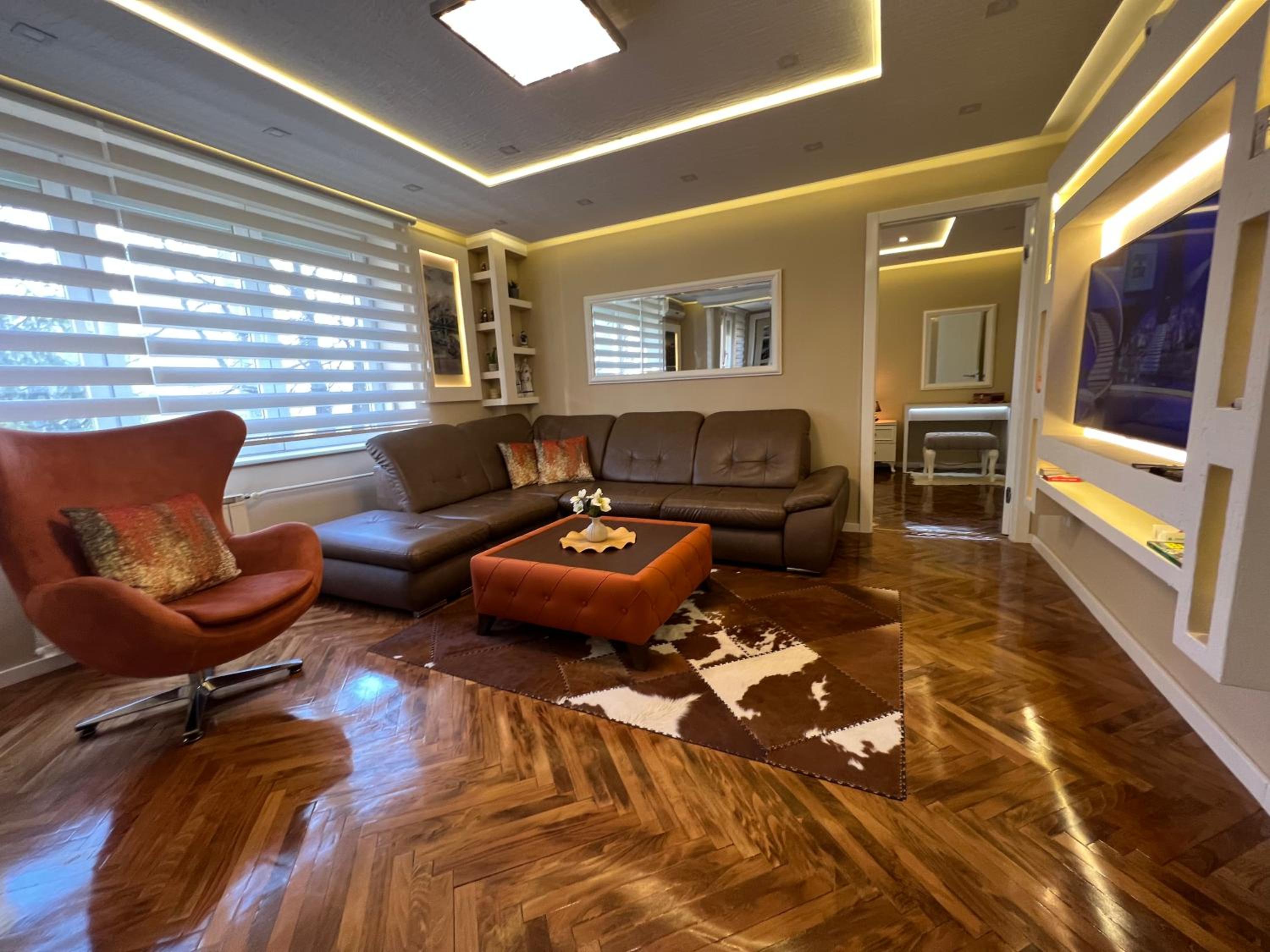 Apartment Lux