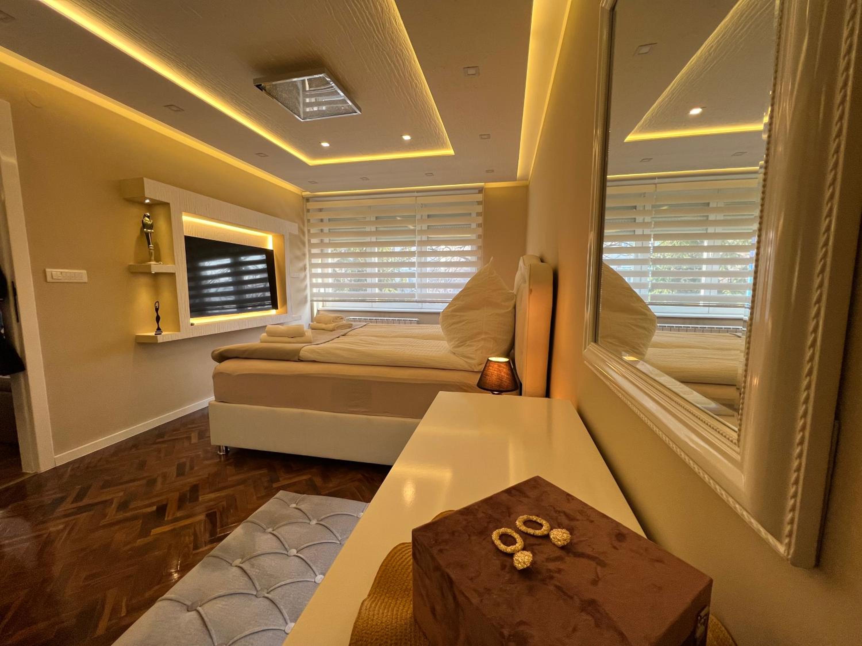 Apartment Lux