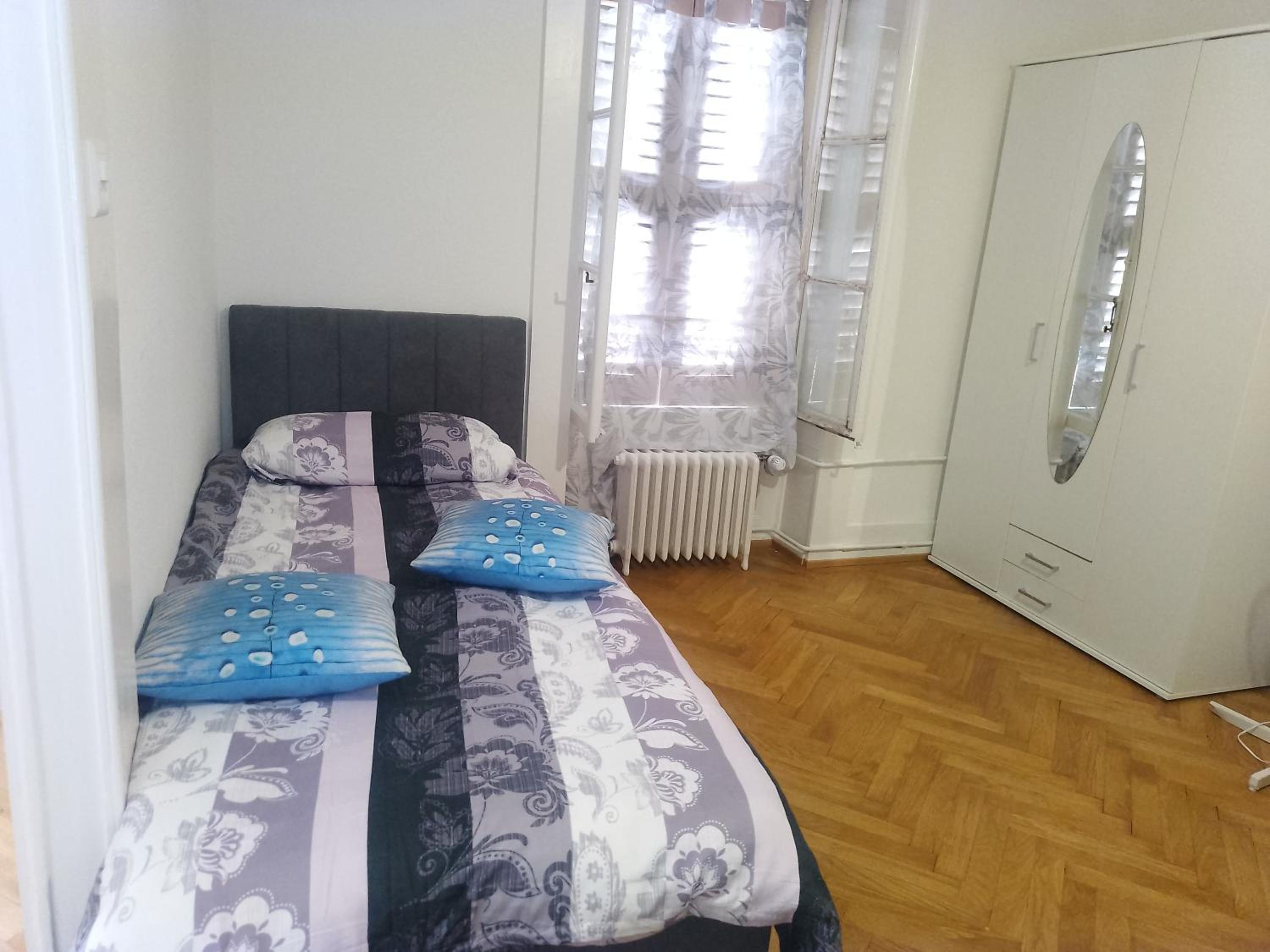 bedroom