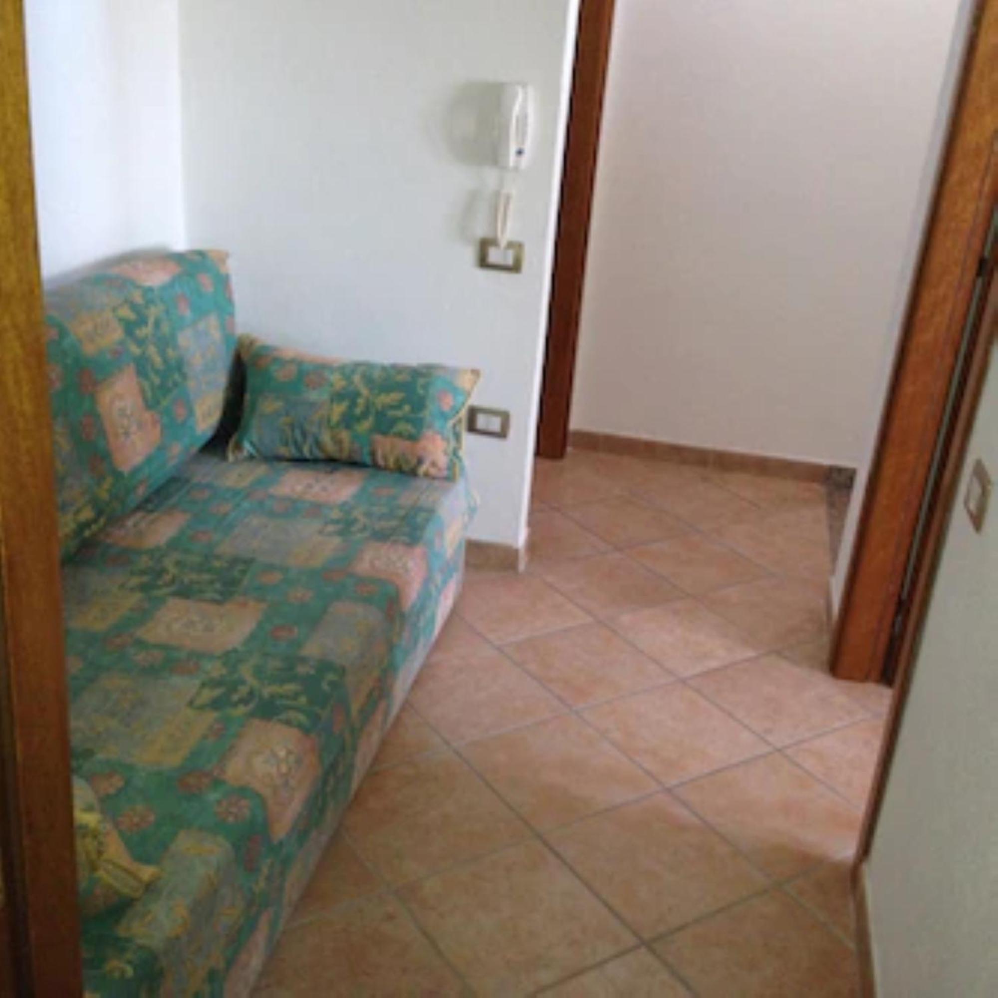 Villetta con giardino e posto auto view 4