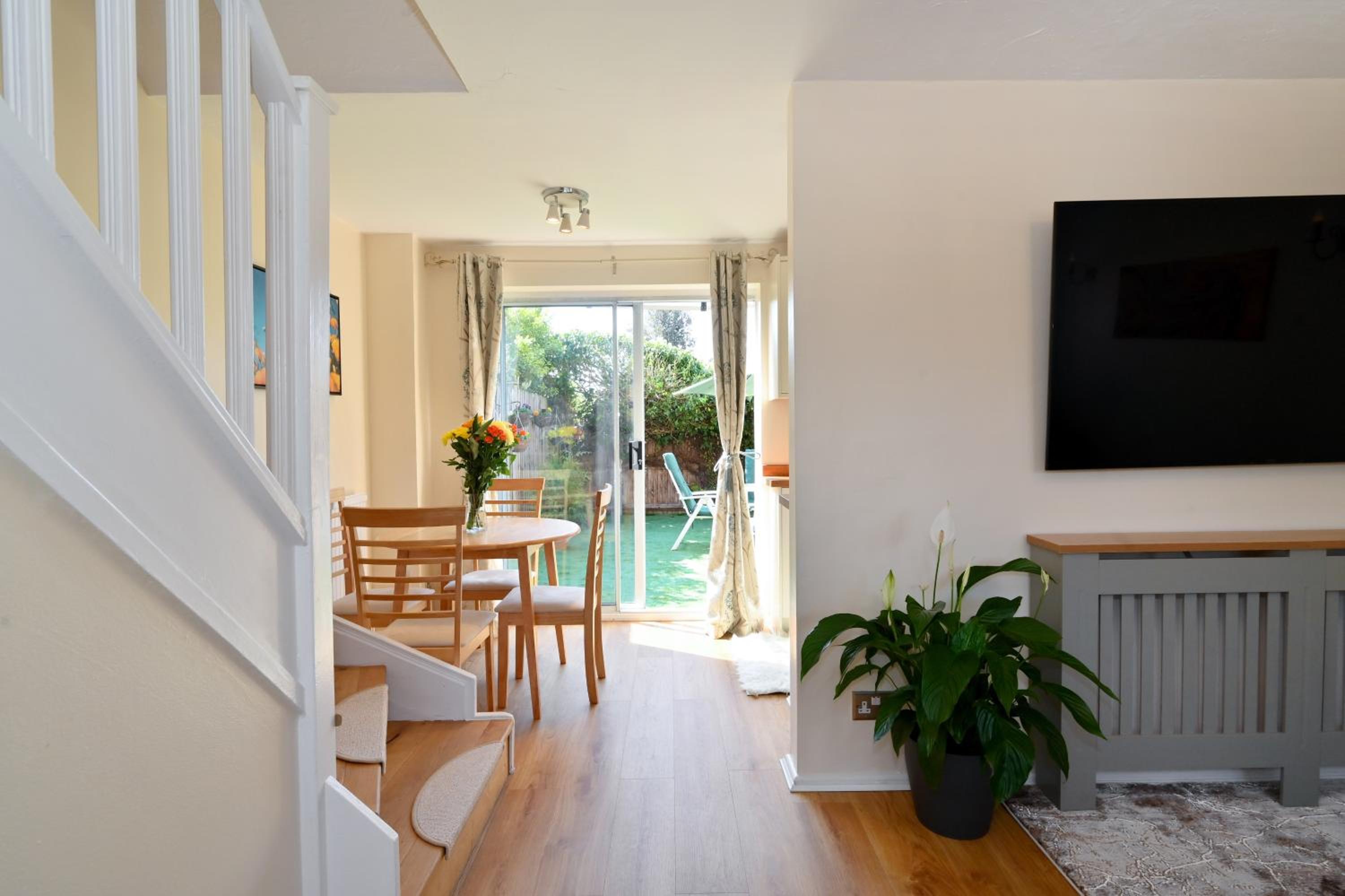 Modern House near Canary Wharf, Excel, Greenwich