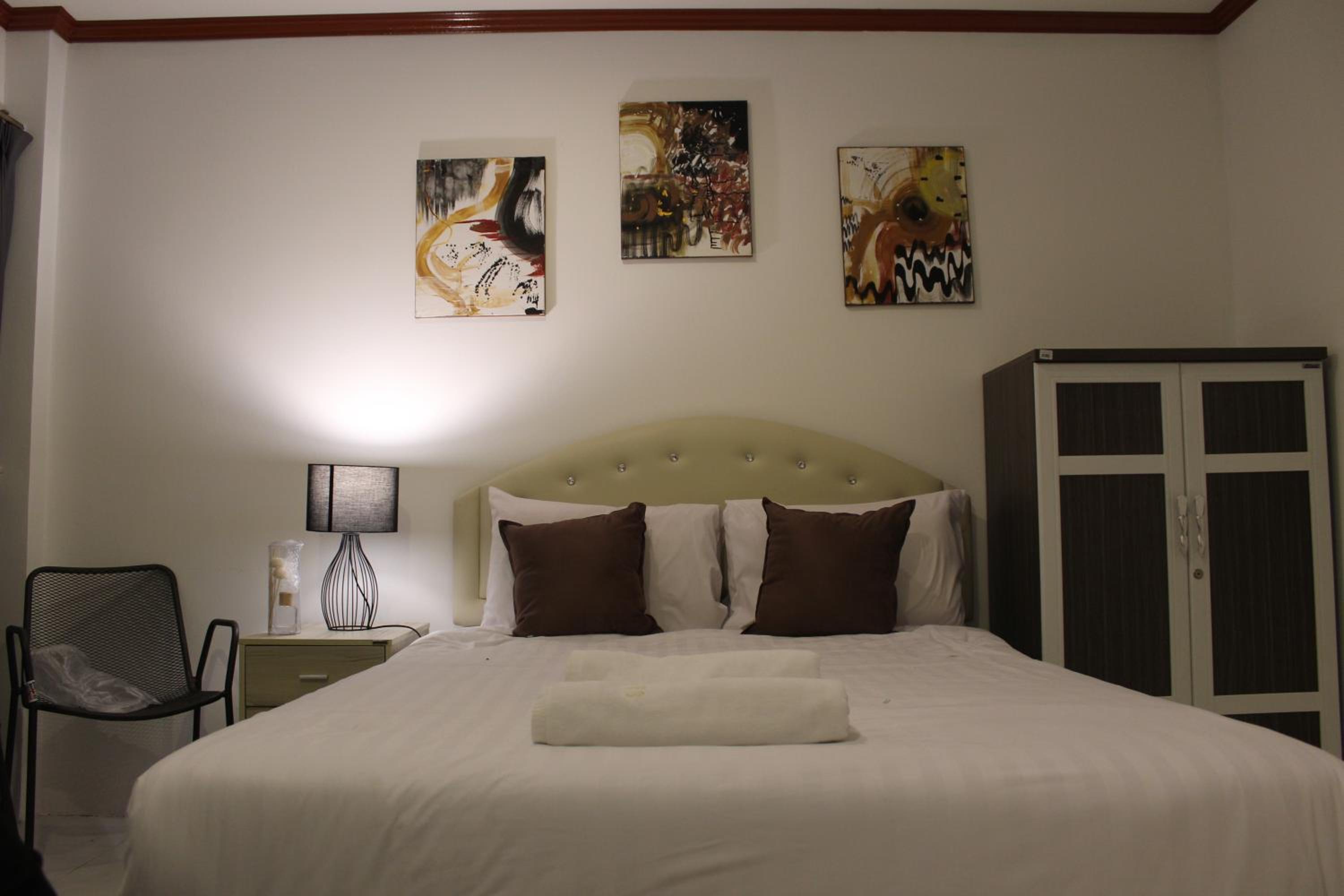 Omaya GuestHouse