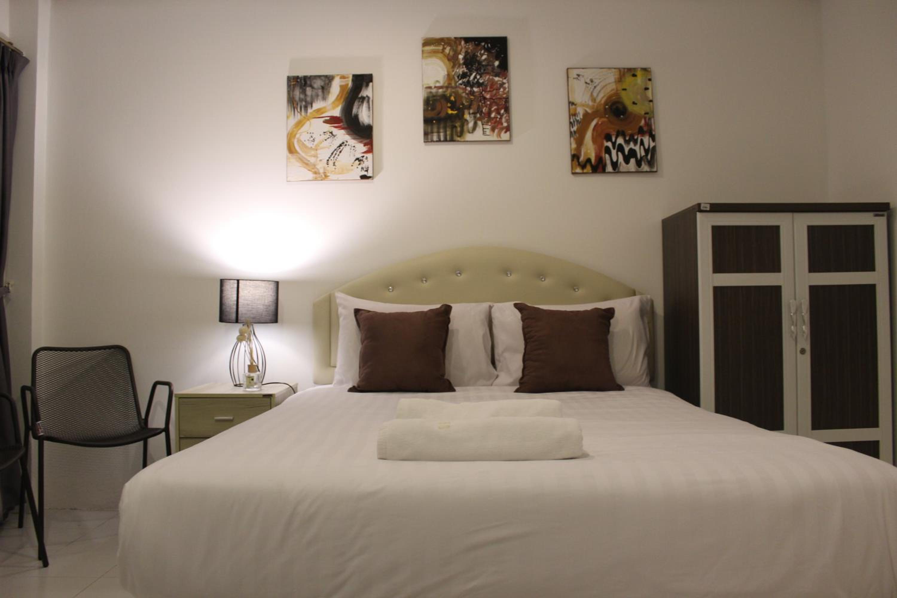 Omaya GuestHouse