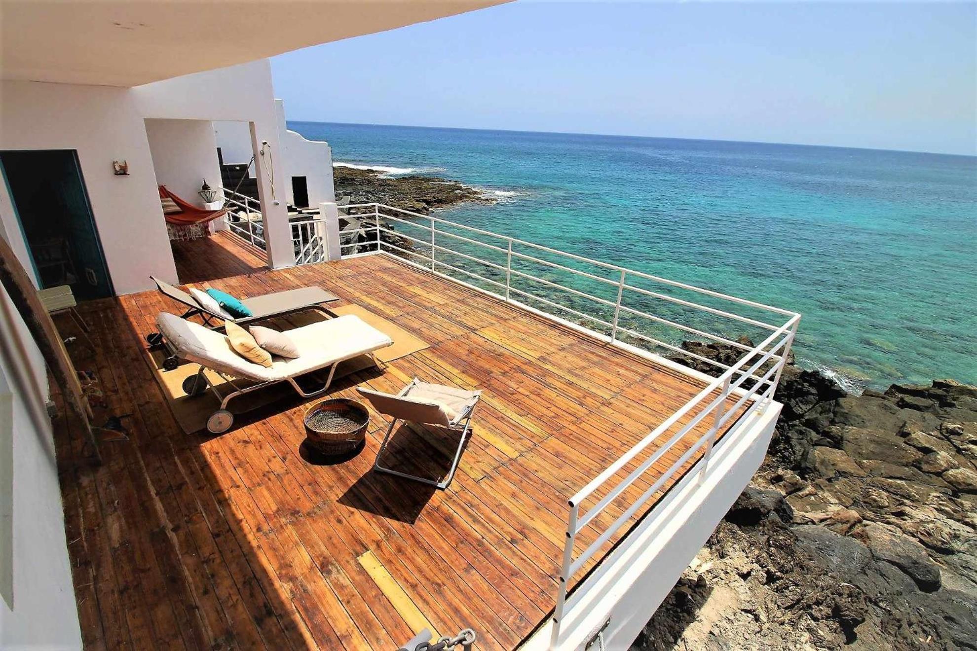Casa Corales junto al mar en Costa Teguise