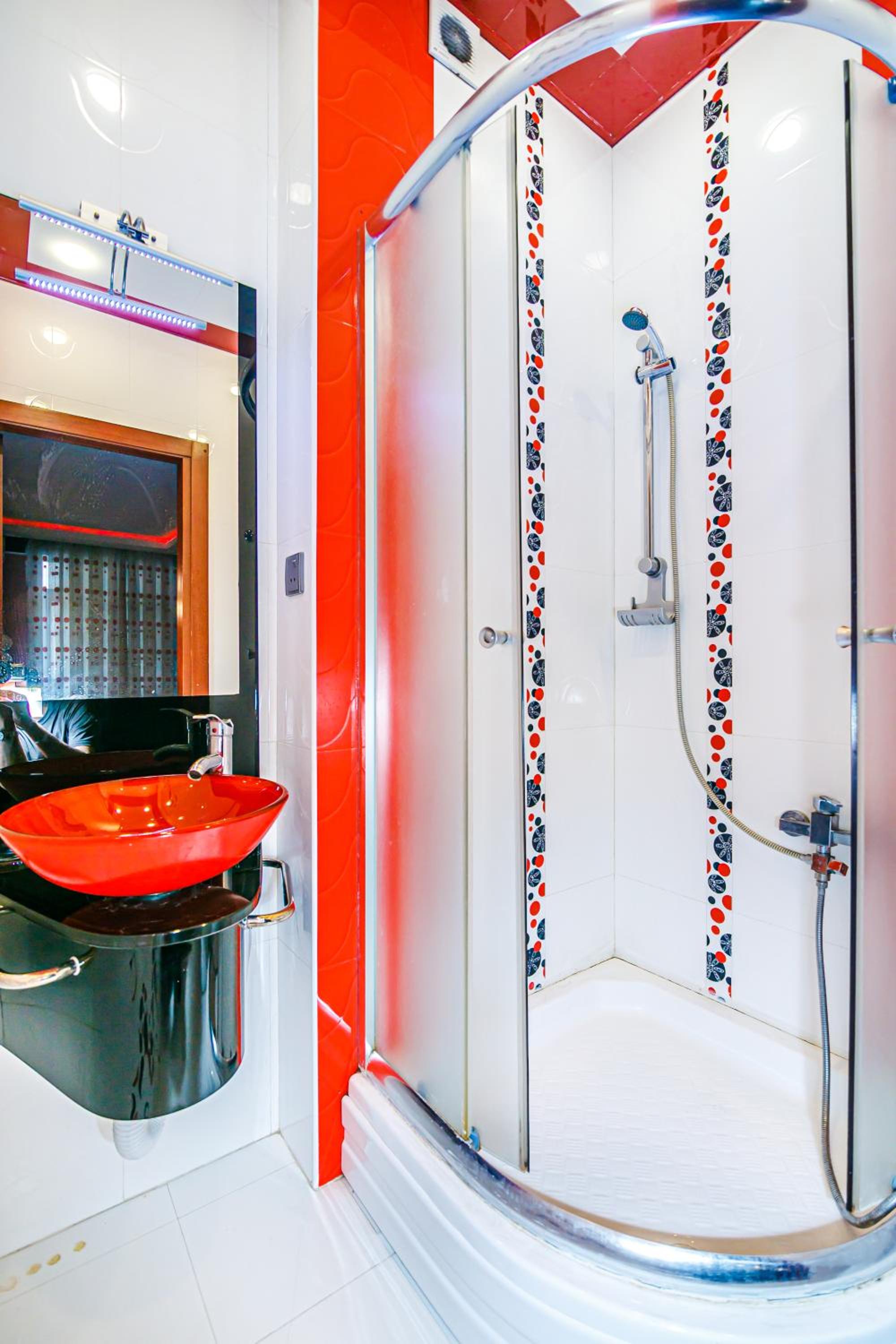 Piramida Plaza Premium House