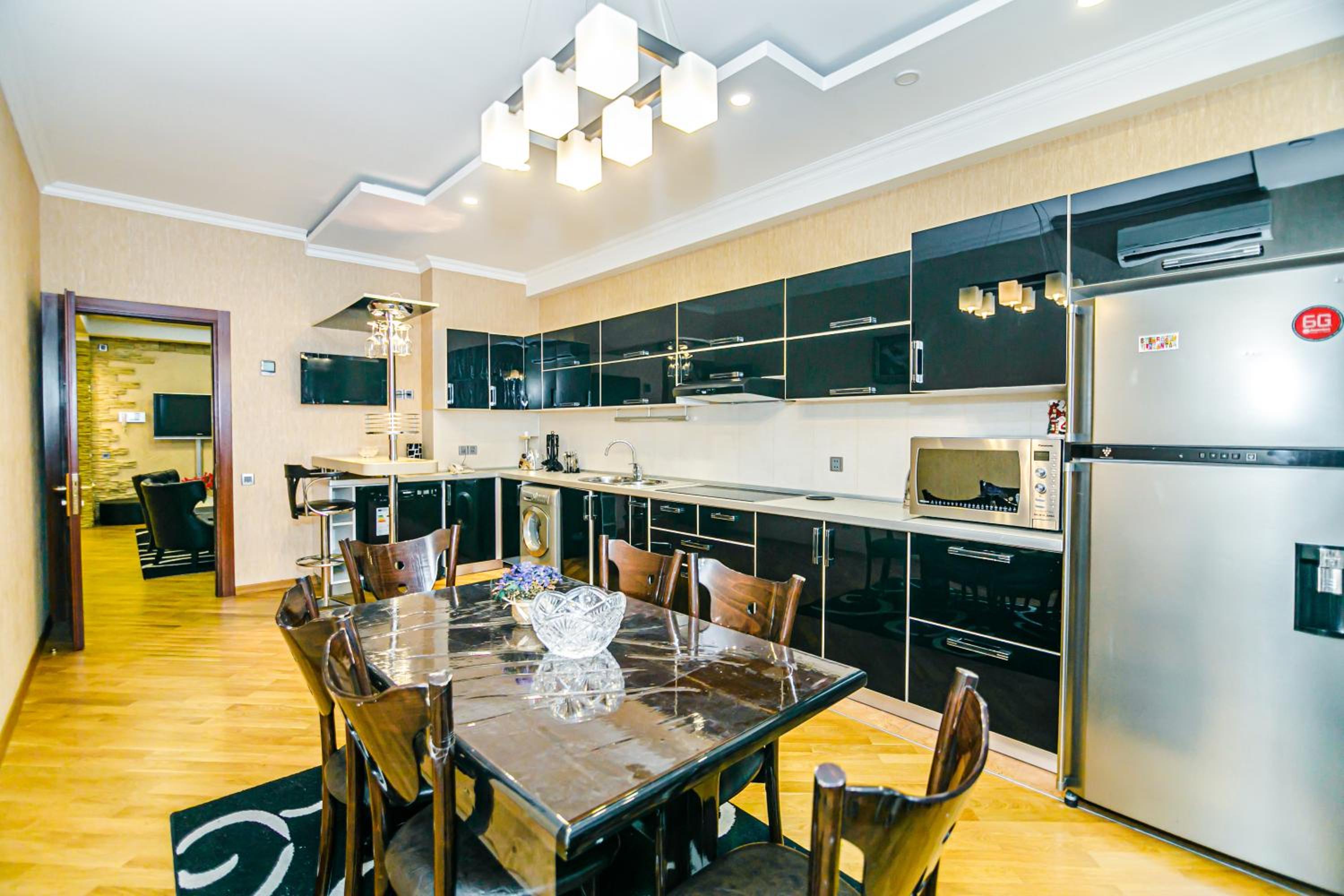 Piramida Plaza Premium House