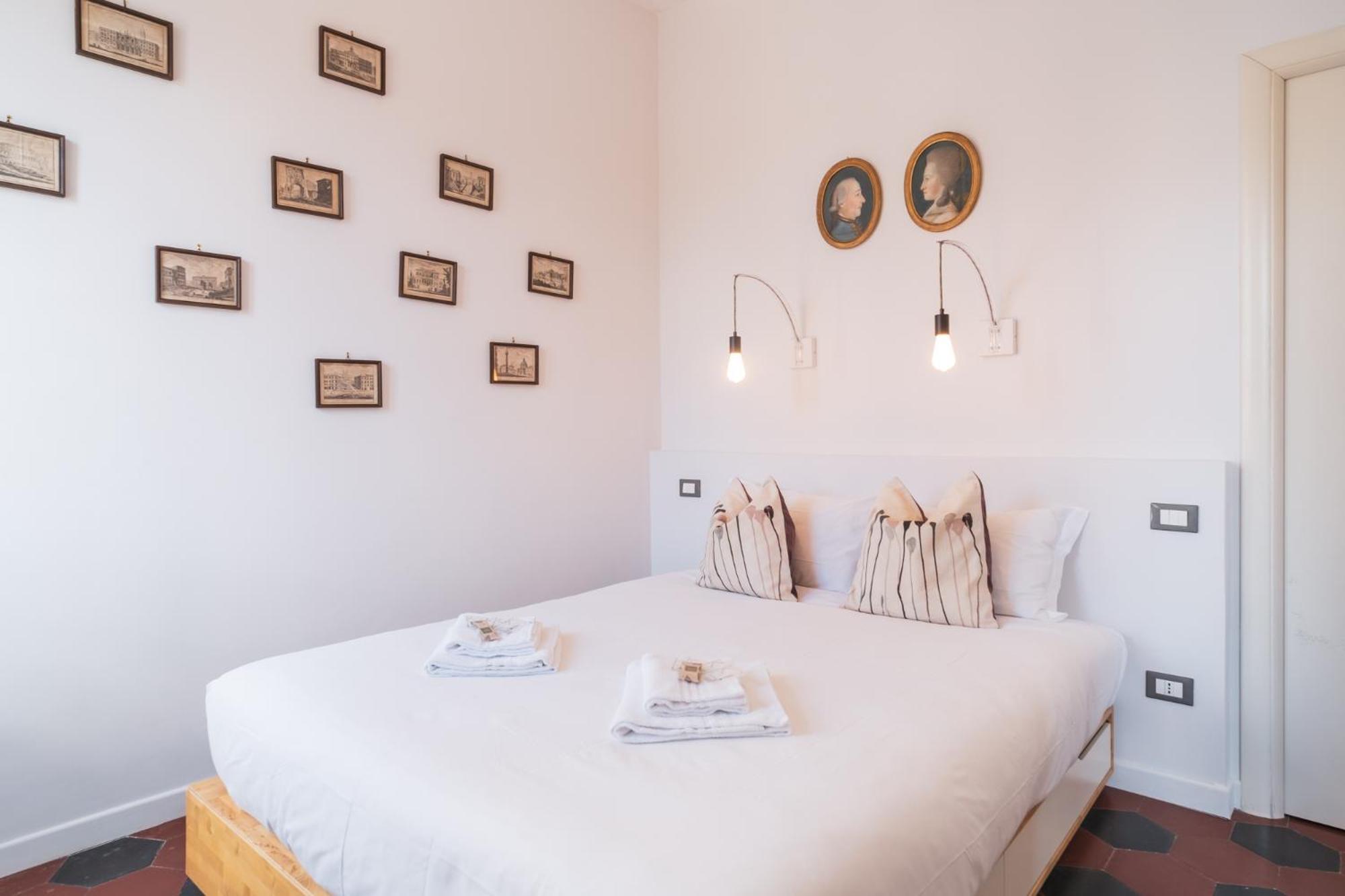 HC - Sunny Apartment in Testaccio!