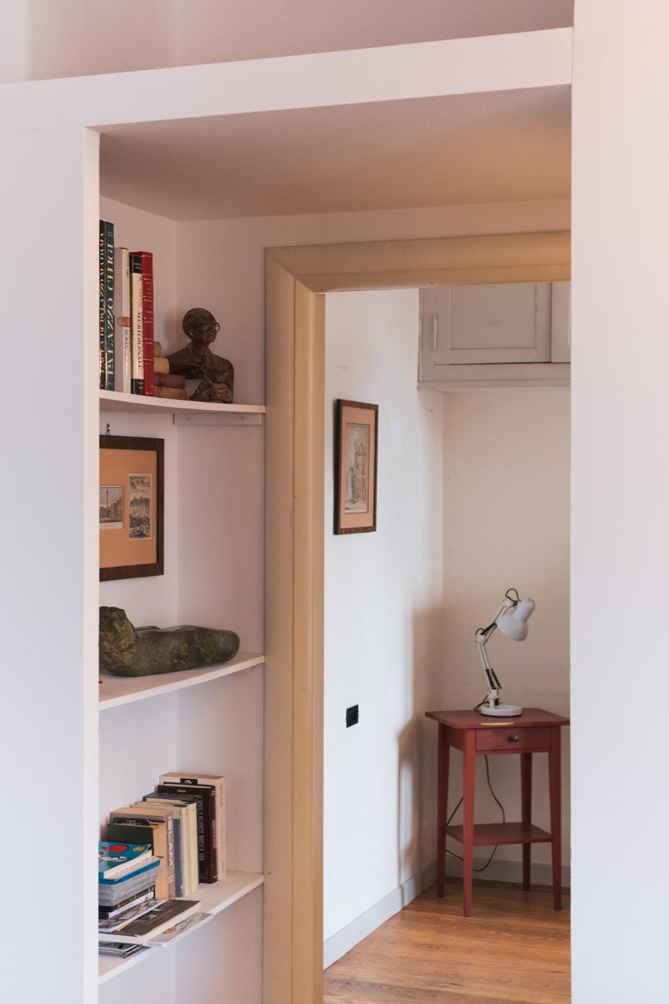 HC - Sunny Apartment in Testaccio!