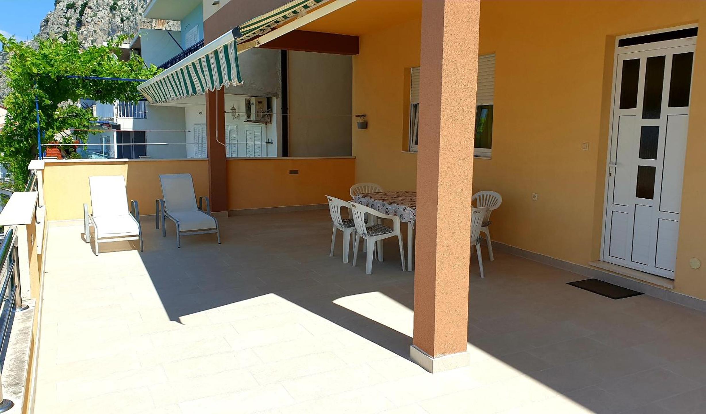 Seaview Apartment Tony with Grand Terrace view 2