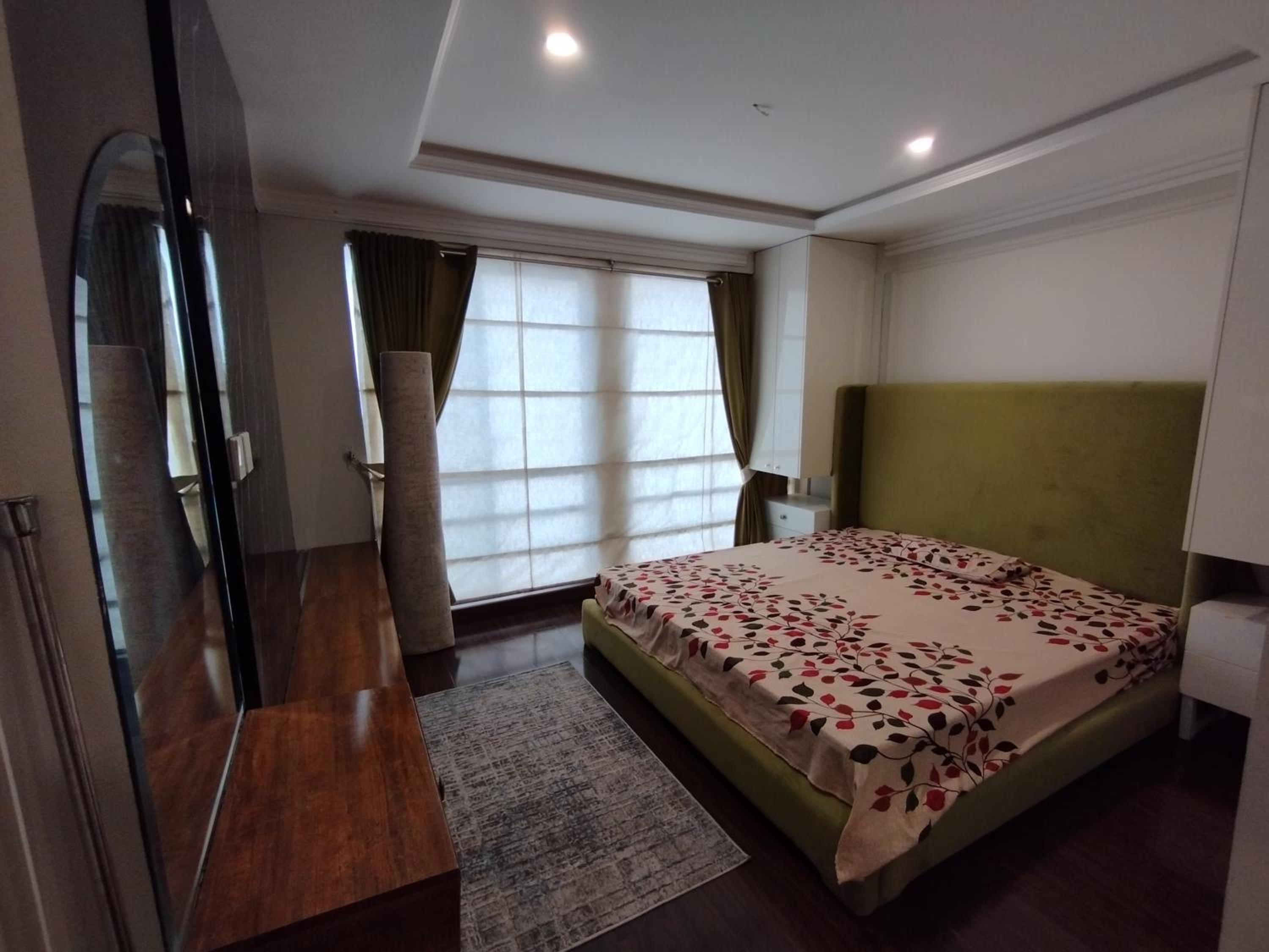 Luxury Platinum Bahria Apartment view 5