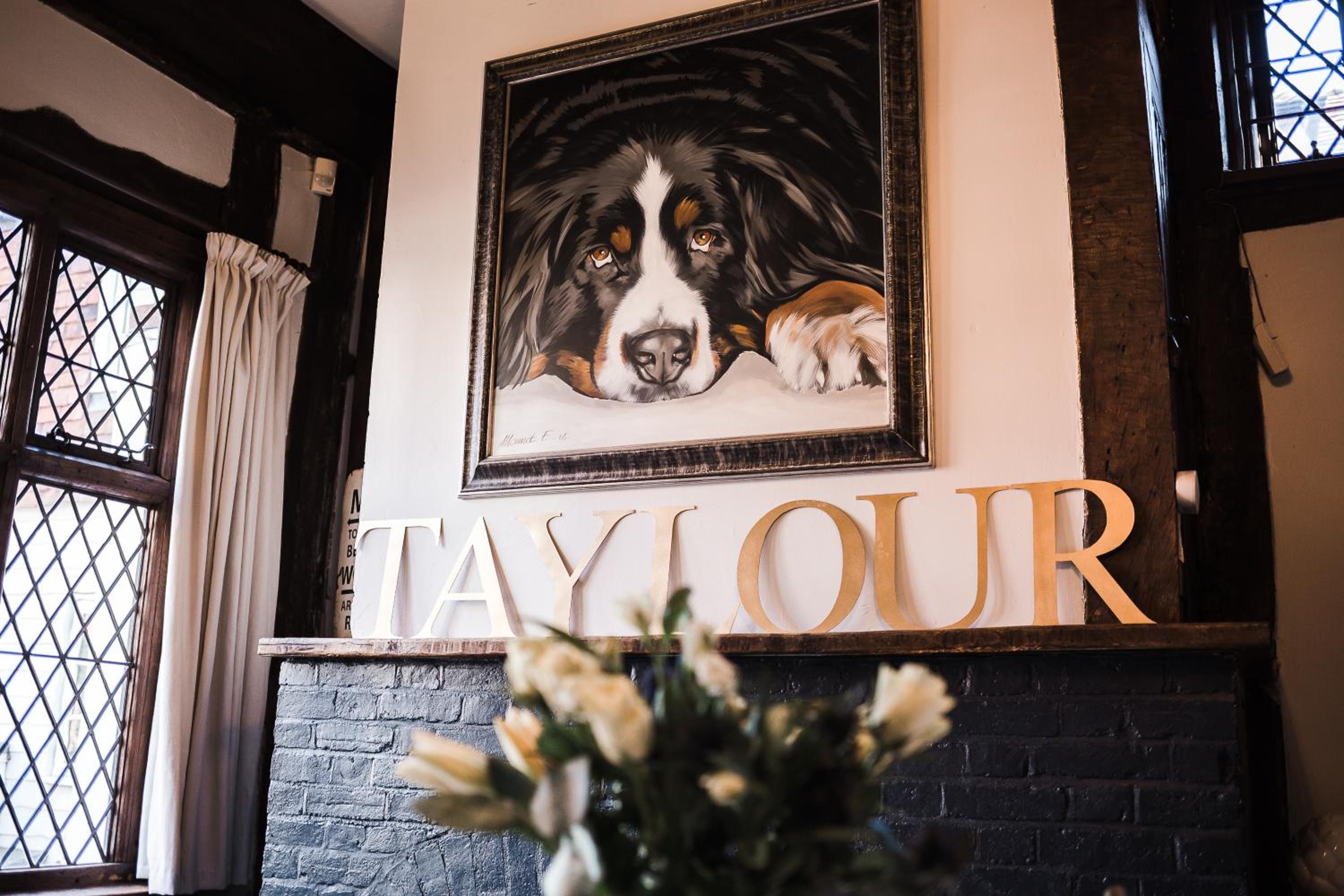 Taylour House - Edenbridge, sleeps 10, historic, unique yet modern