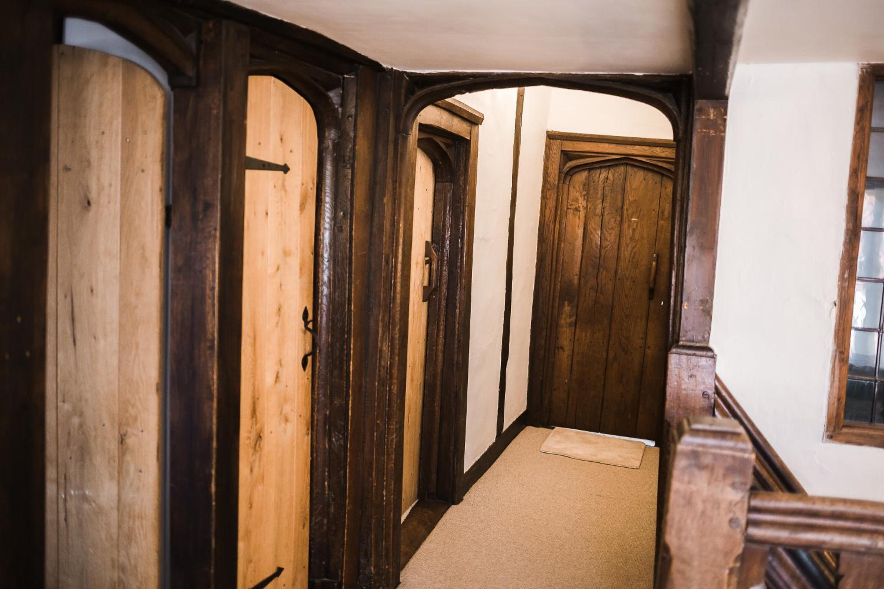 Taylour House - Edenbridge, sleeps 10, historic, unique yet modern
