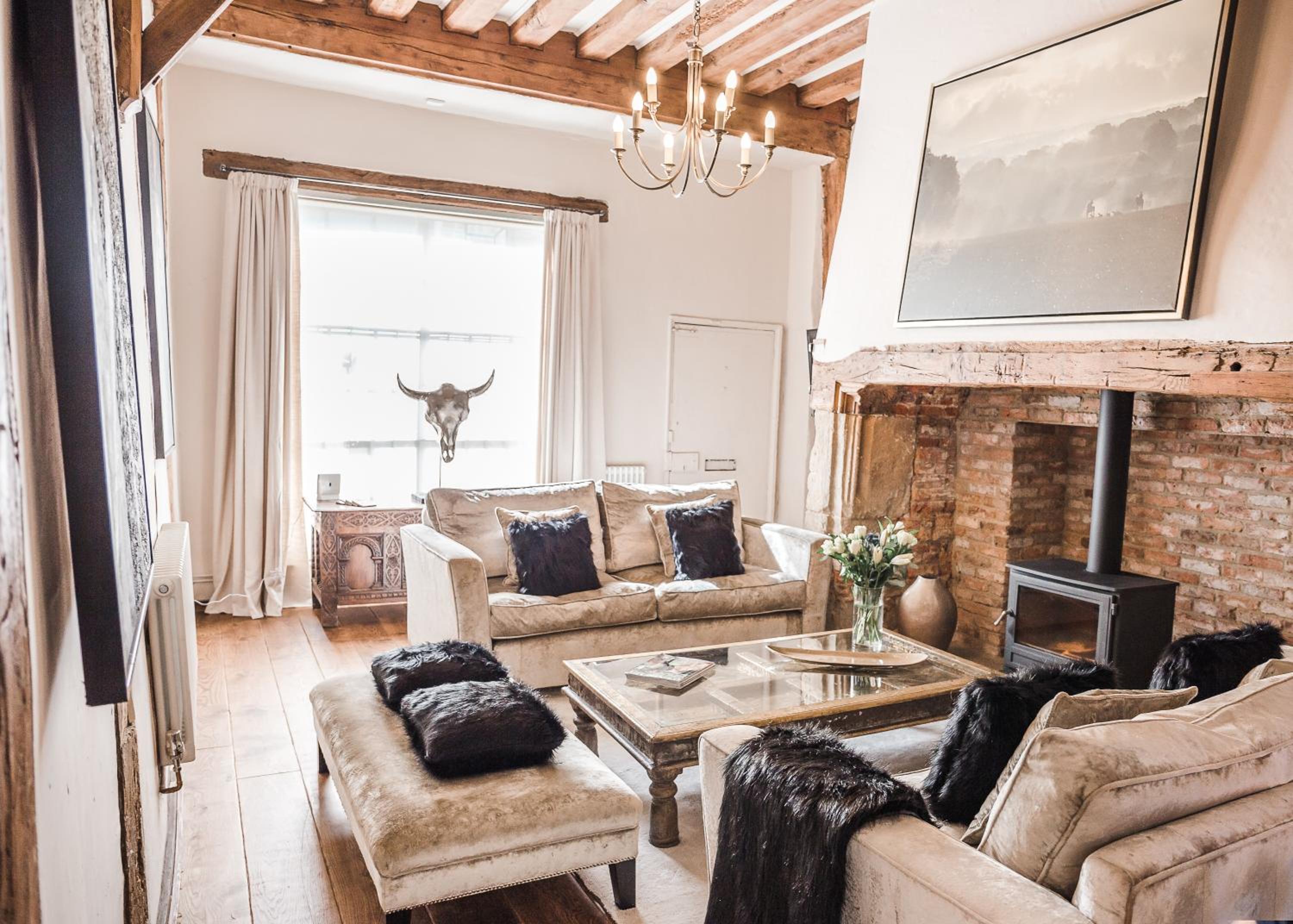 Taylour House - Edenbridge, sleeps 10, historic, unique yet modern