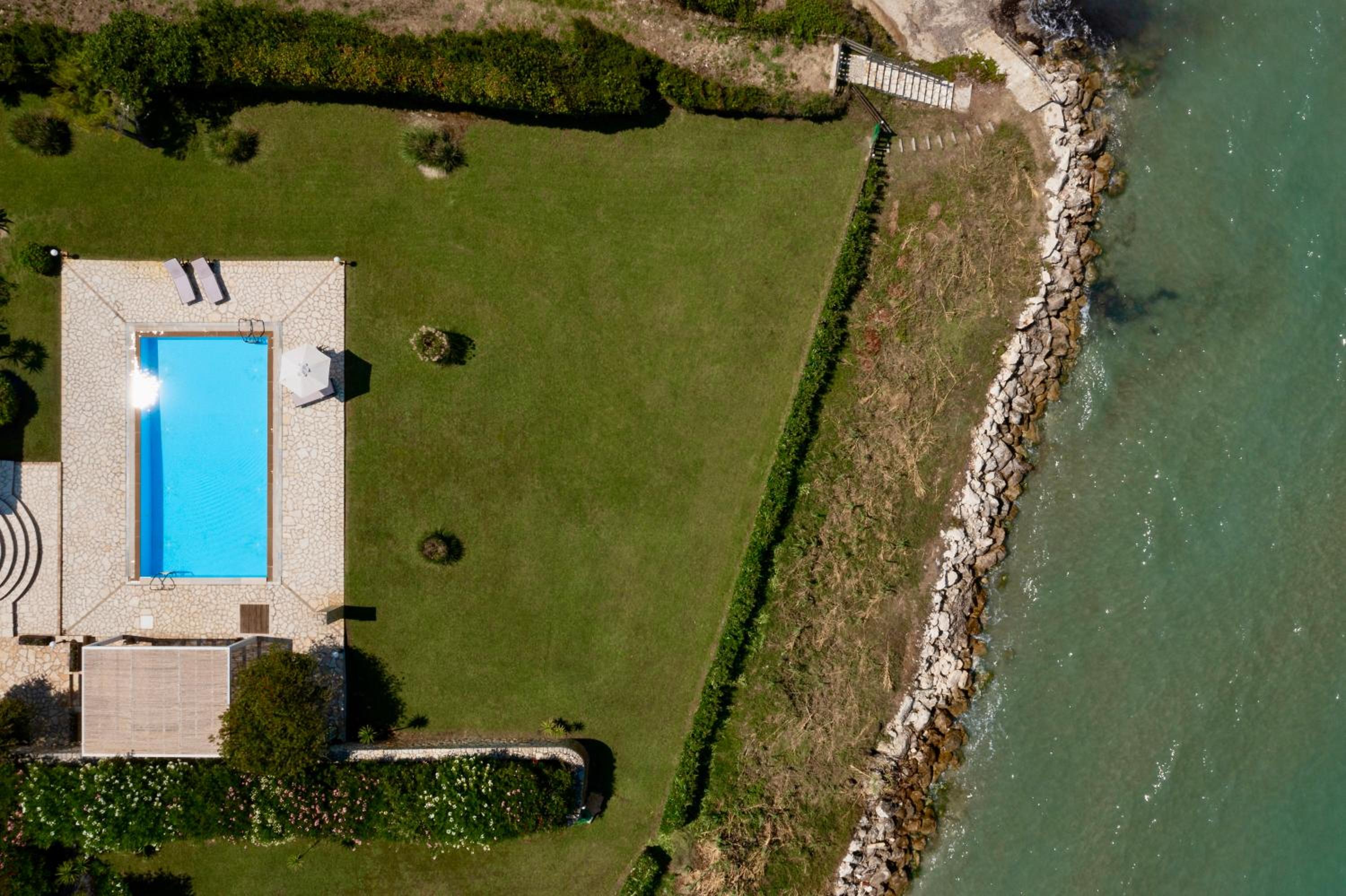 Beachfront Villa Victoras - With private beach photo 2