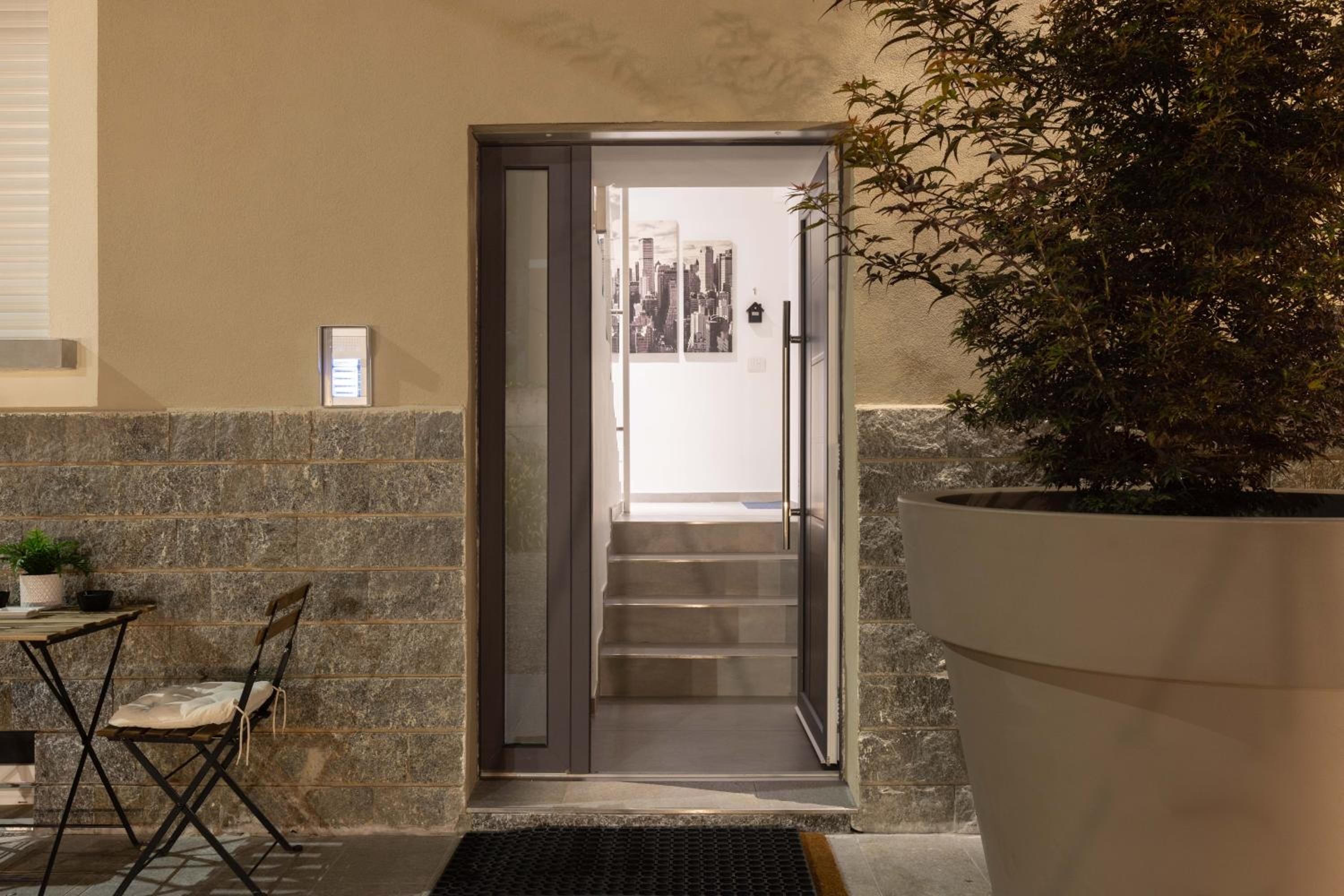 Residence Locatelli view 3