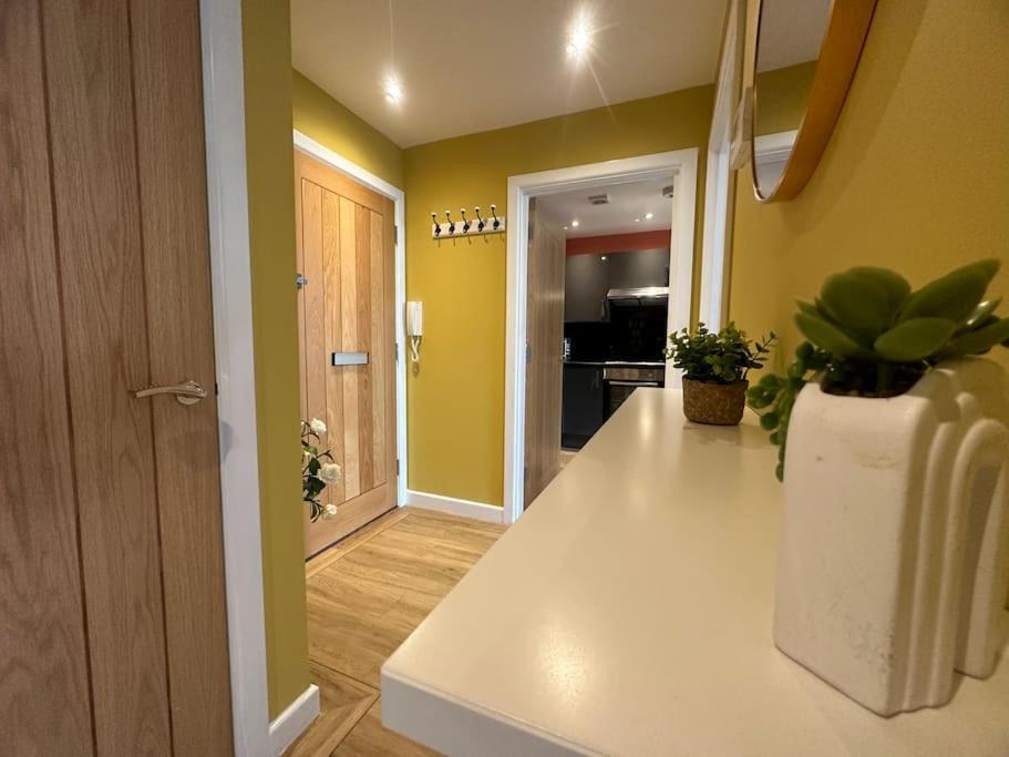 Open Mind Property - Luxury Apartment in the City view 2