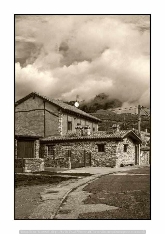 CASA RURAL LA PARDA