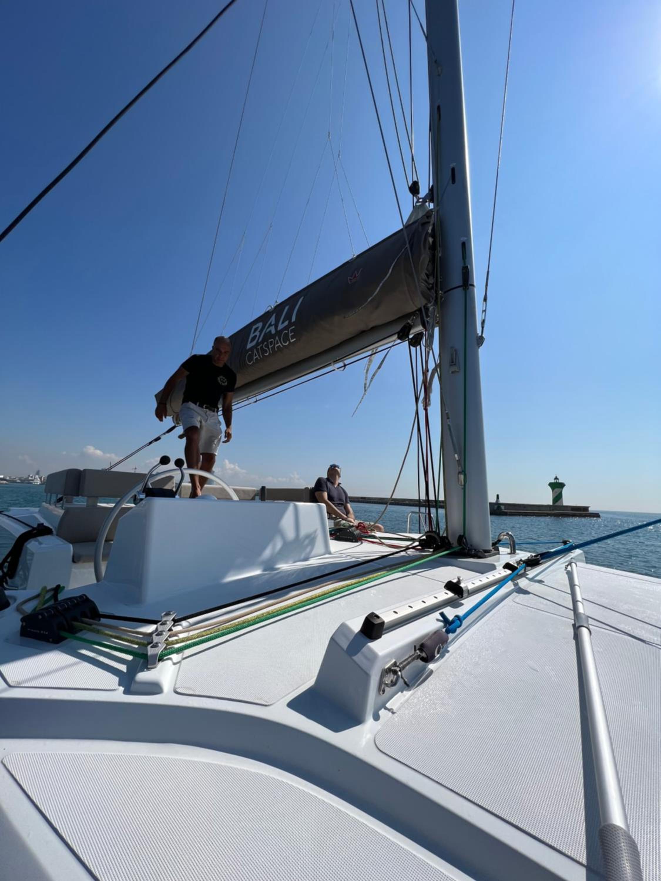 Private Exclusive Catamaran 'Hang Loose'
