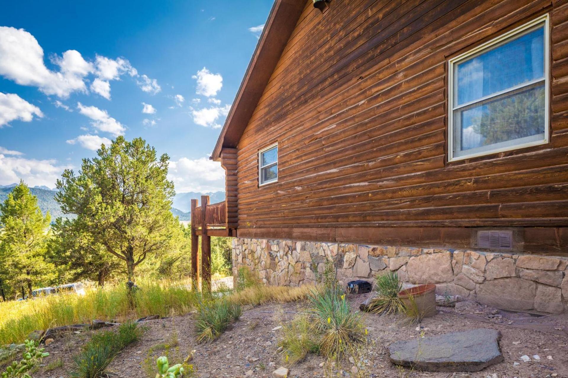 Evergreen Escape in Ridgway CO view 5