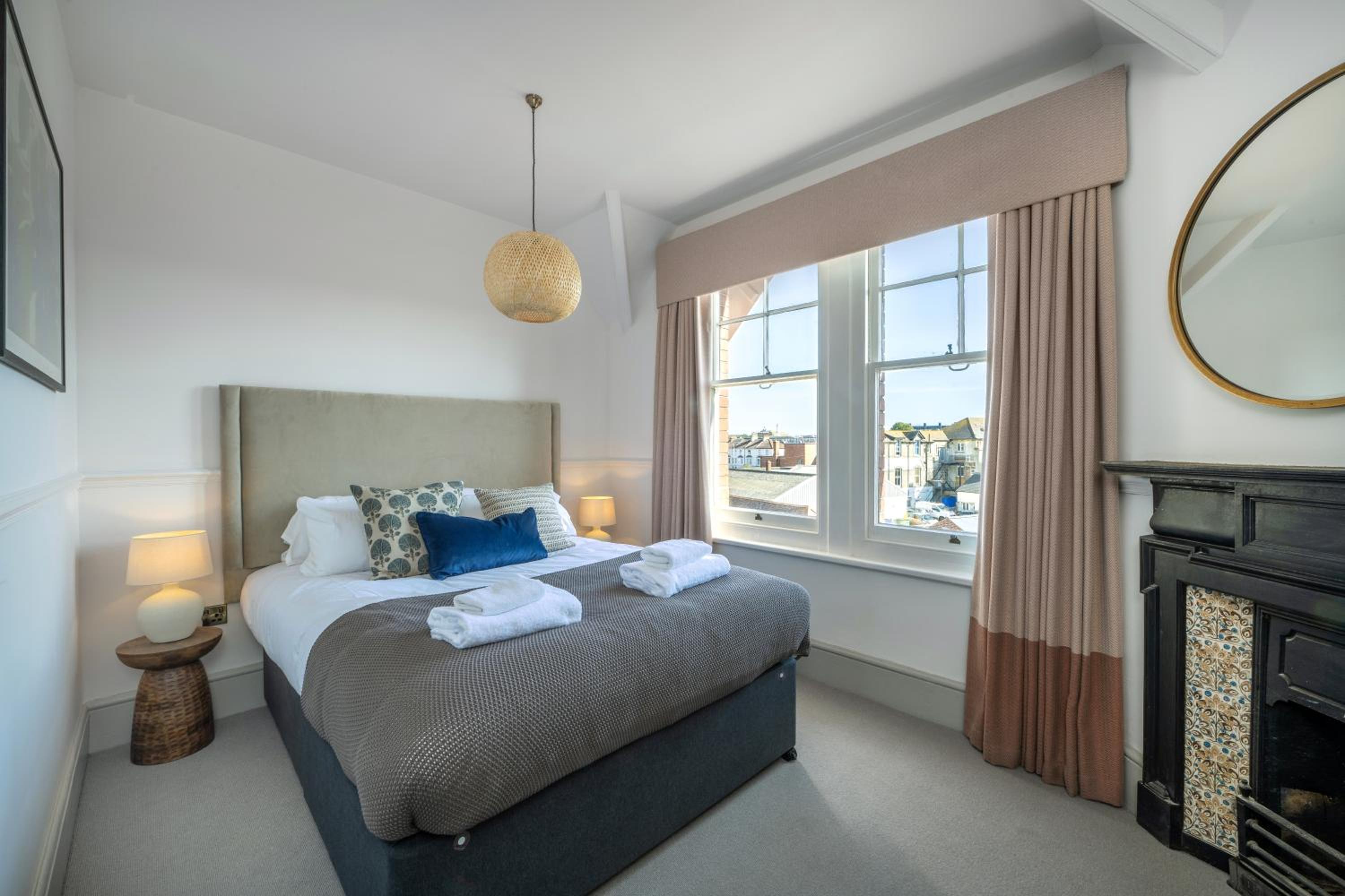Worthing Vacations - The Railway Hotel Worthing - Property Image 8