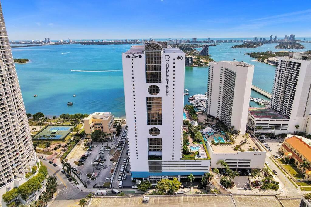 Fantasy! Water & Park Views!