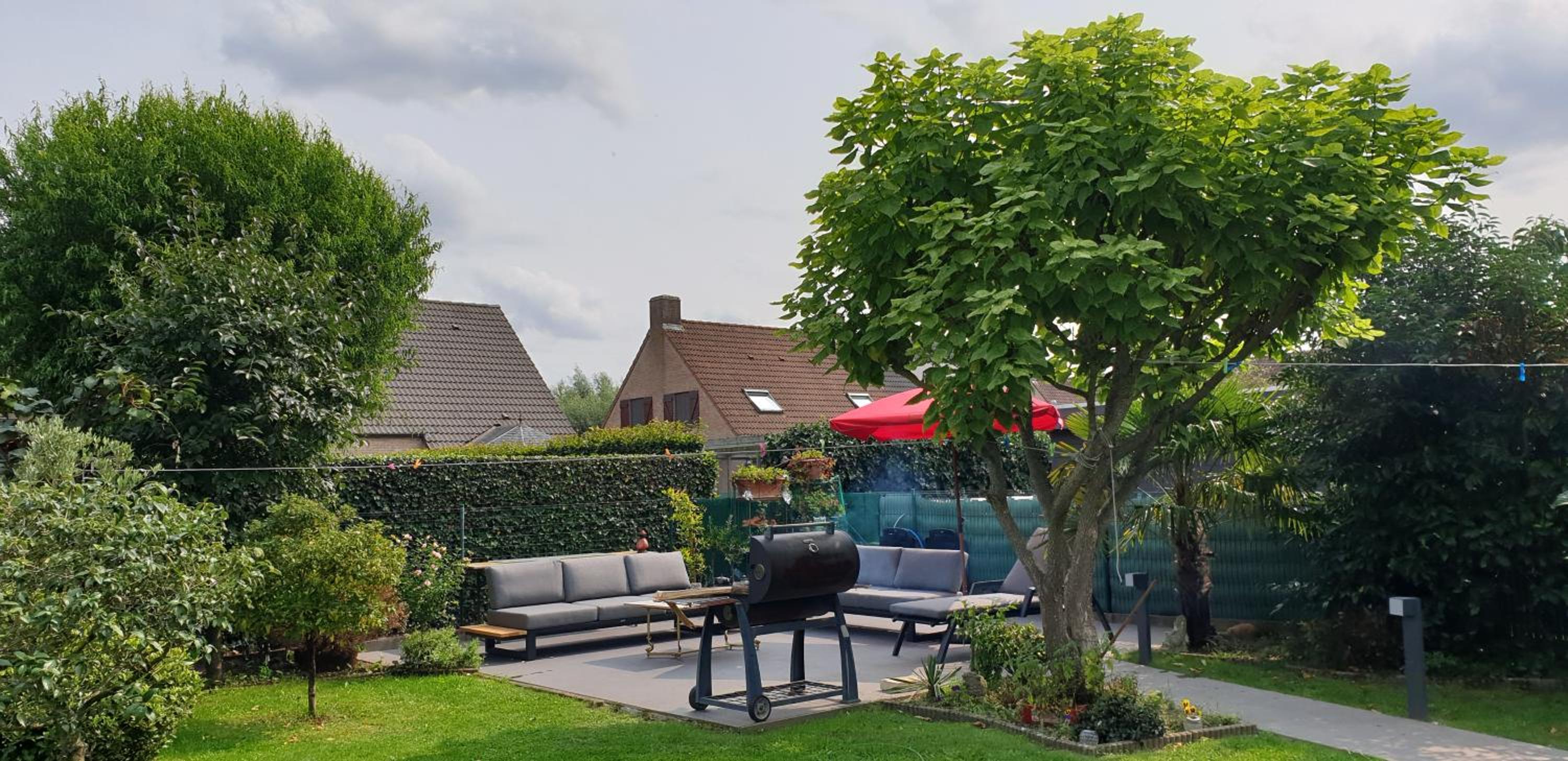 Privé kamer met eigen douche en lavabo