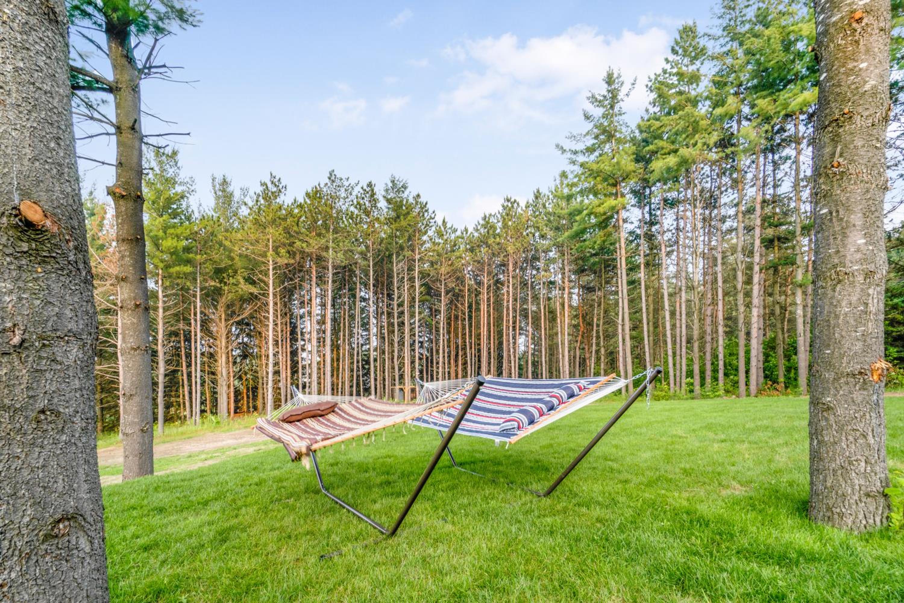 Relaxing Chalet Retreat at Sharon, ON