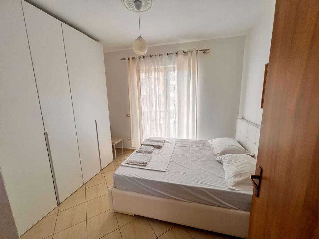 H&G Seaview Apartments